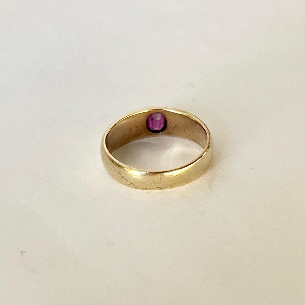 Women's or Men's Victorian Ruby and Rose Cut Diamond 18 Carat Gold Band For Sale