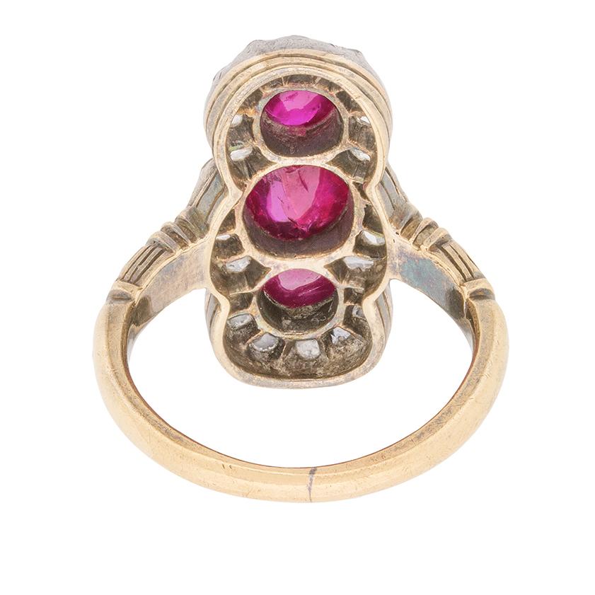 Viktorianischer Rubin- und Diamantring mit Rosenschliff, um 1870 im Zustand „Gut“ in London, GB