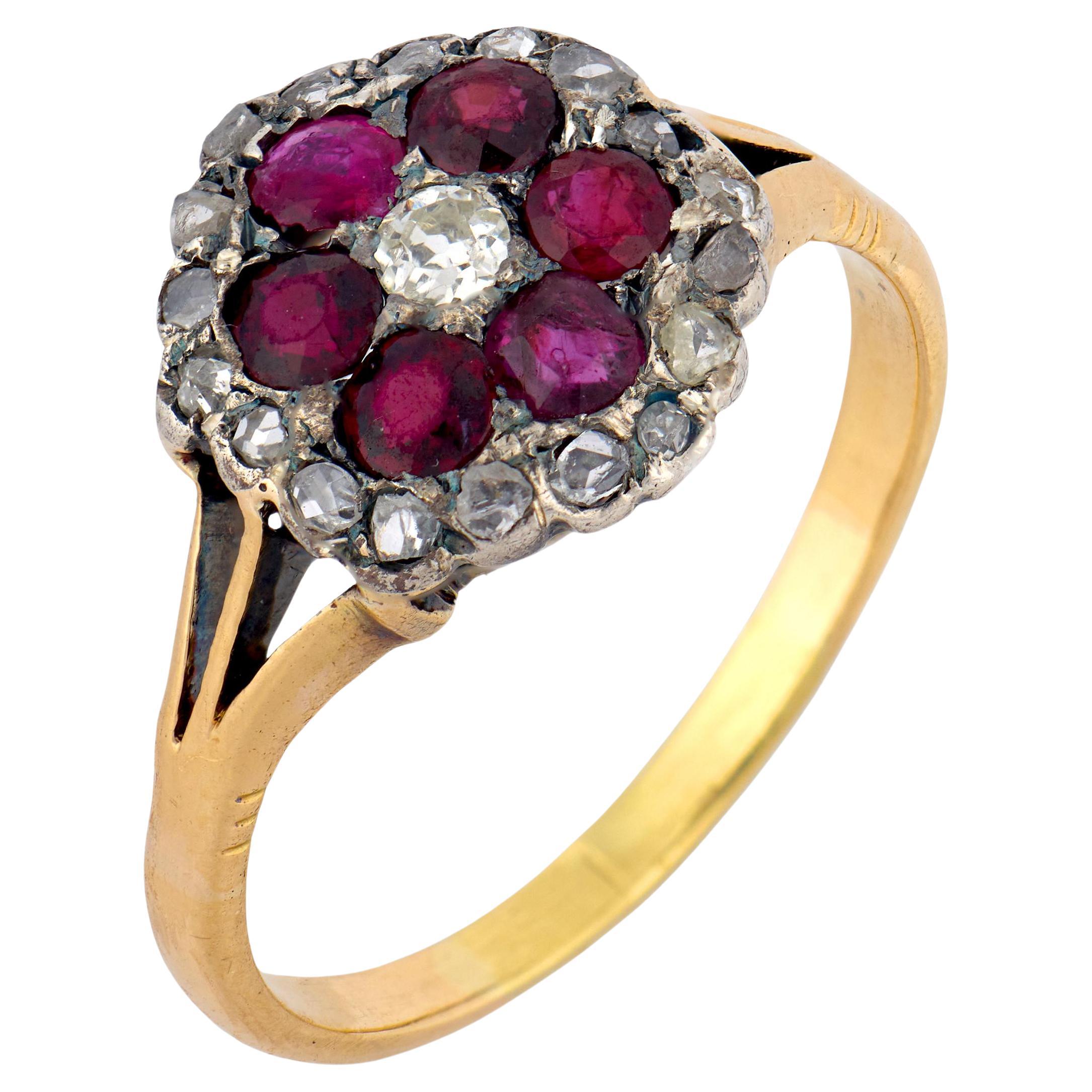 Bague victorienne en or jaune 18k avec rubis et diamants en vente
