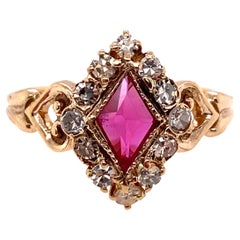 Anello vittoriano con diamante e rubino 1,66 carati originale del 1860 in oro giallo antico