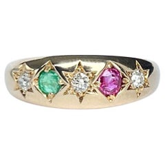 viktorianischer Zigeunerring mit Rubin, Smaragd und Diamant aus 18 Karat Gold mit fünf Steinen