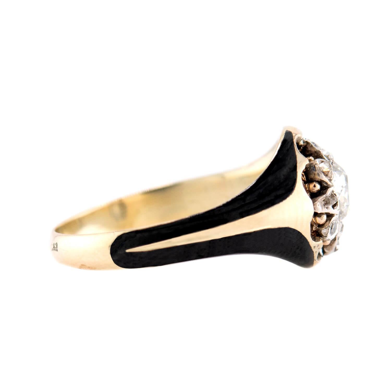Vittoriano Anello vittoriano russo 14k con diamante e smalto a grappolo in vendita