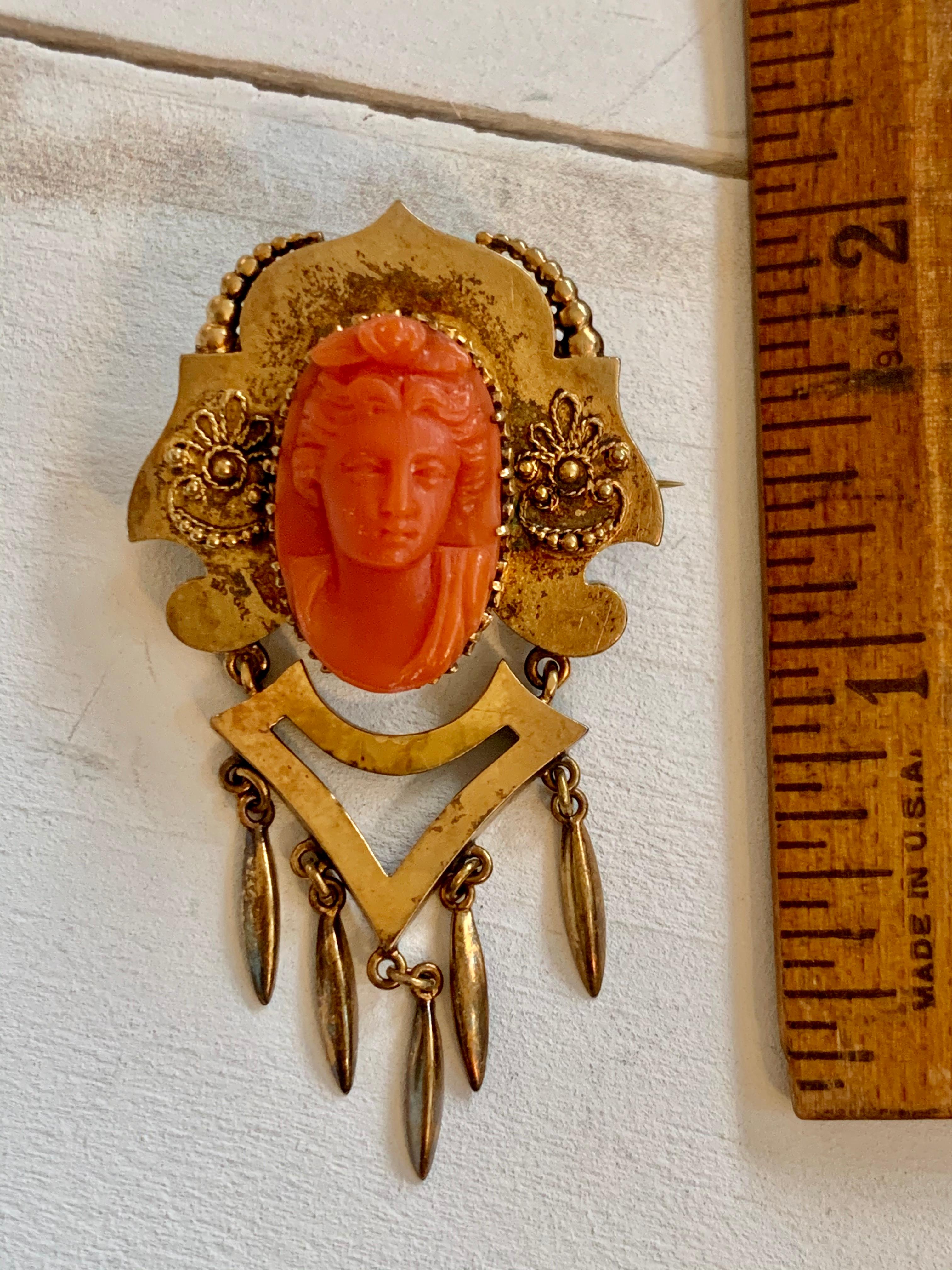 Victorian Salmon Coral 2-Piece Cameo Brooch and Earring 14 Karat Yellow Gold Set 2