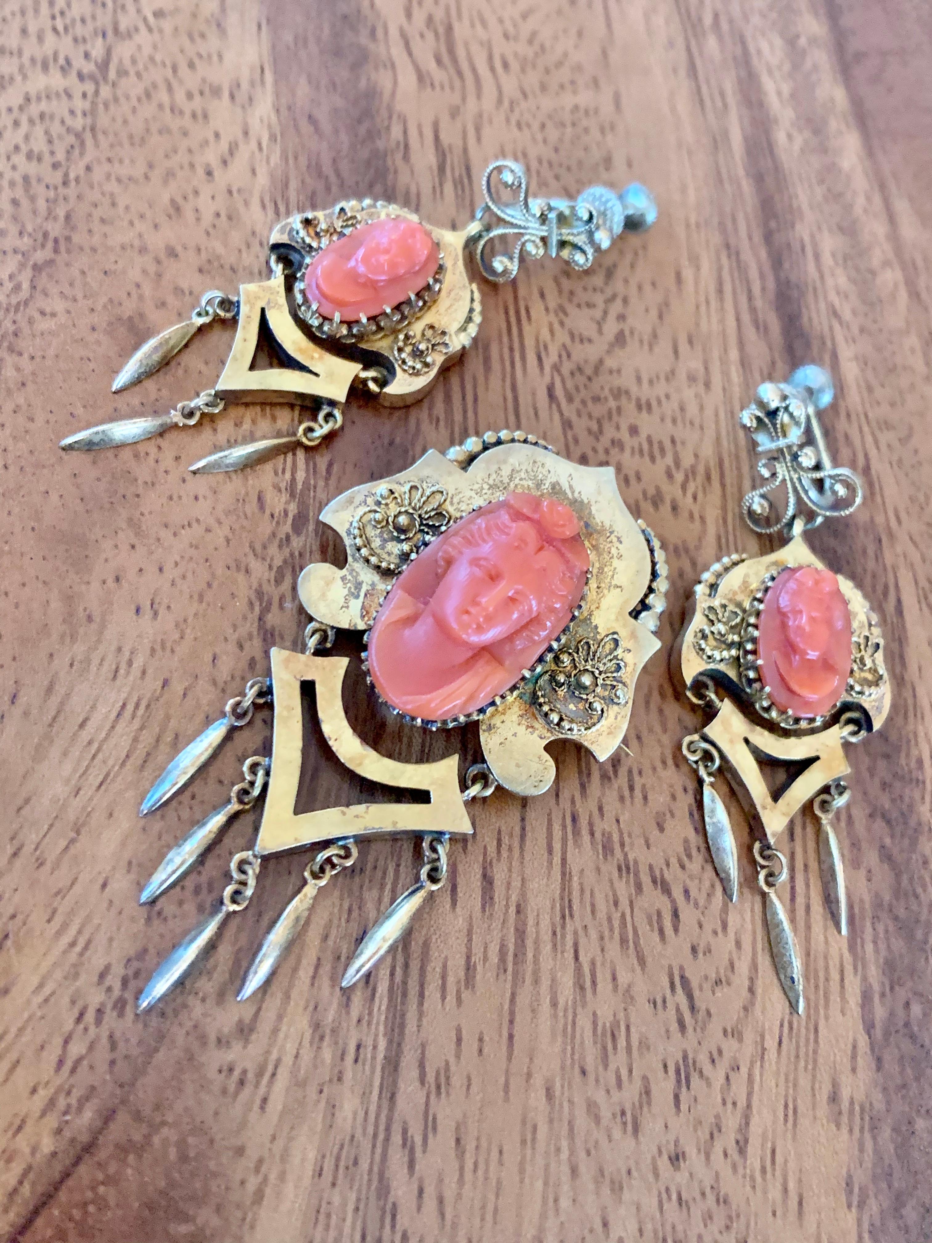 Women's Victorian Salmon Coral 2-Piece Cameo Brooch and Earring 14 Karat Yellow Gold Set