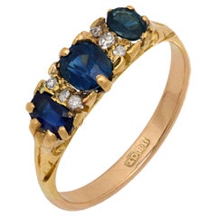 Victorian sapphire 18k yellow gold 3 stone ring