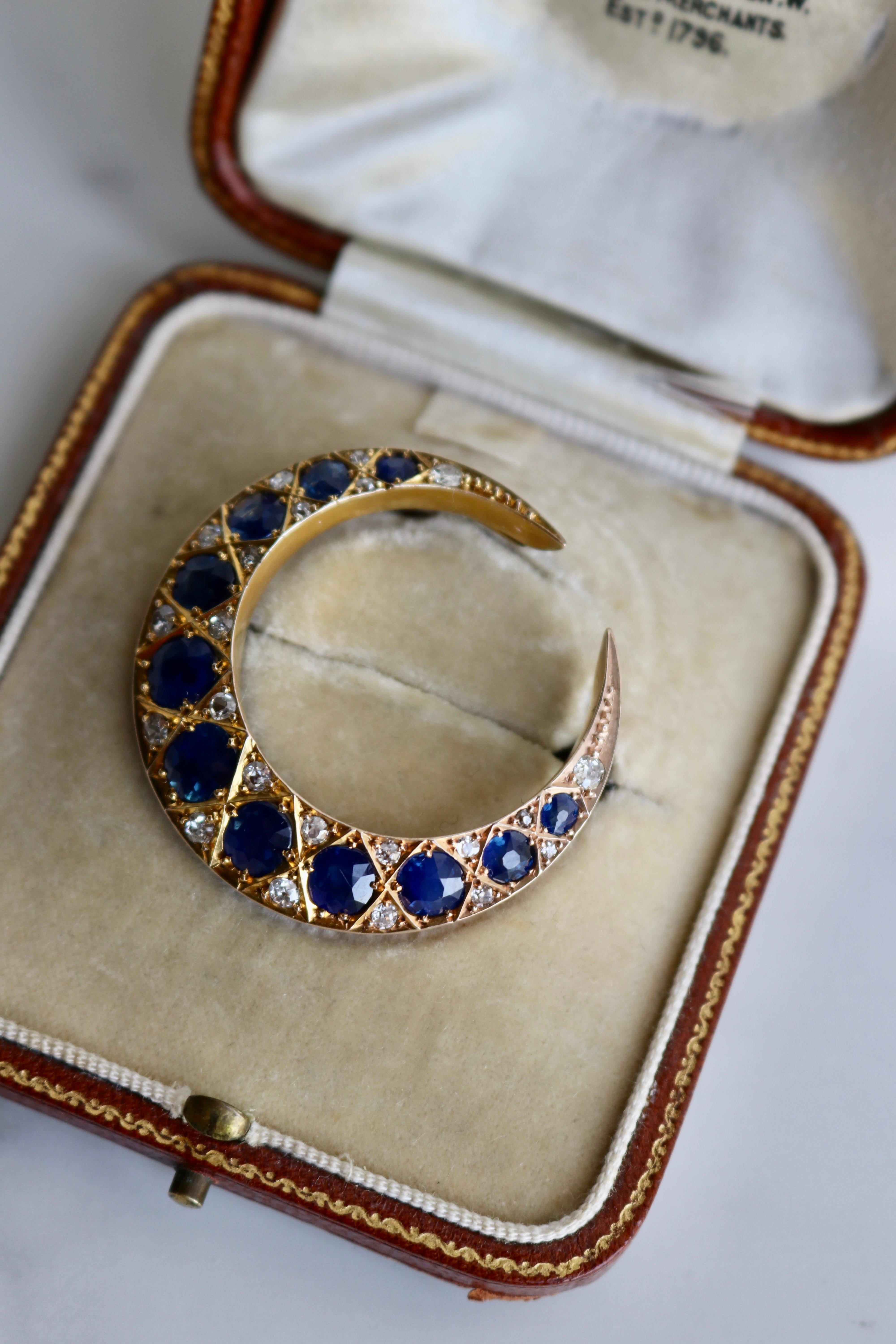Victorian Sapphire and Diamond 10k Yellow Gold Crescent Moon Brooch For Sale 1