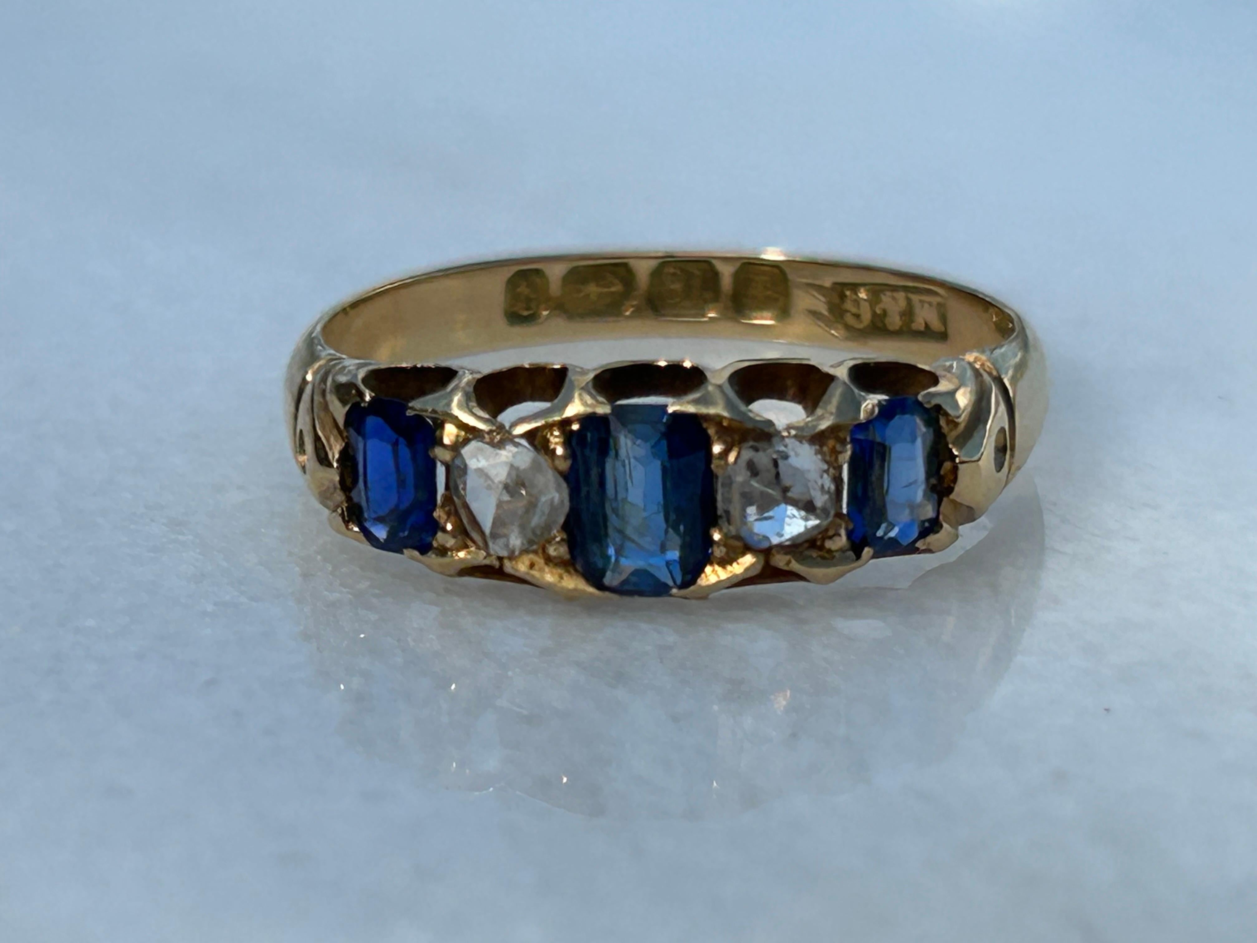 Victorian Sapphire and Rose Cut Diamond Ring 18k Gold Ring For Sale 3