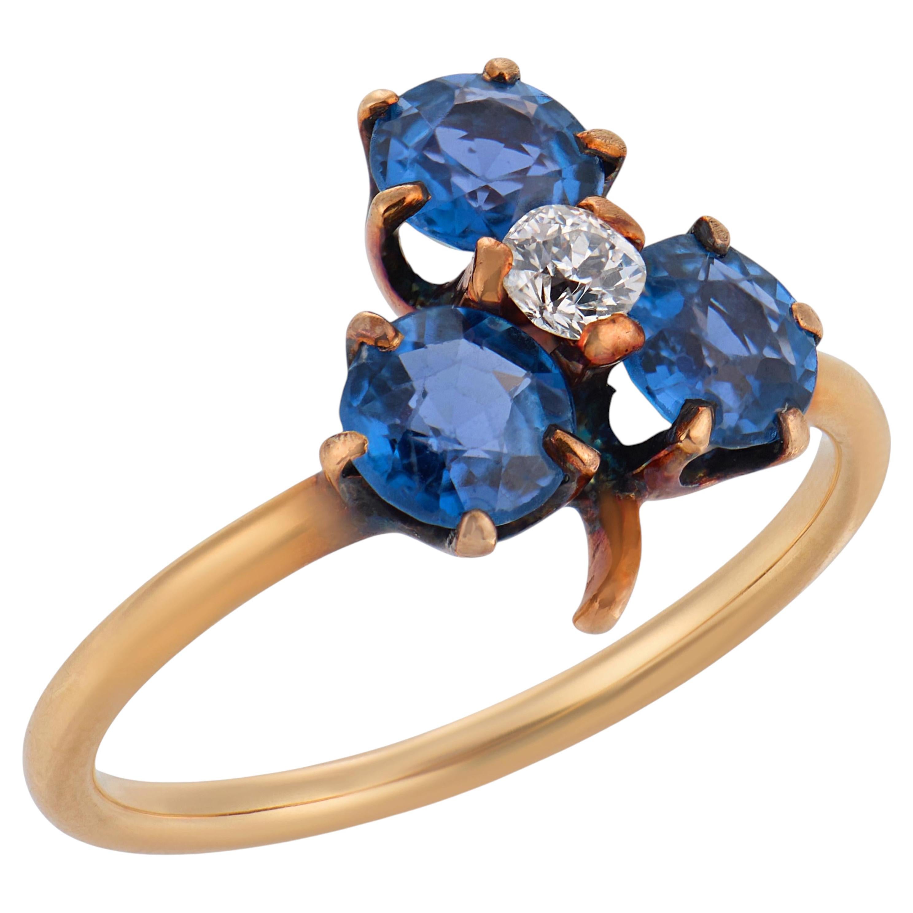 Victorian sapphire diamond 14k yellow gold trefoil ring For Sale