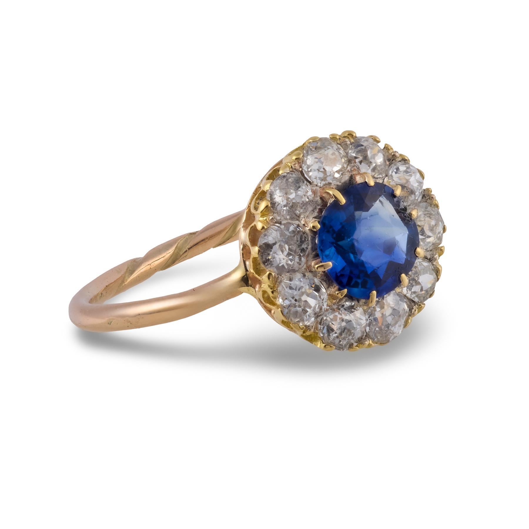 Bague victorienne à saphir et diamant en or jaune 18k Bon état - En vente à Beverly Hills, CA