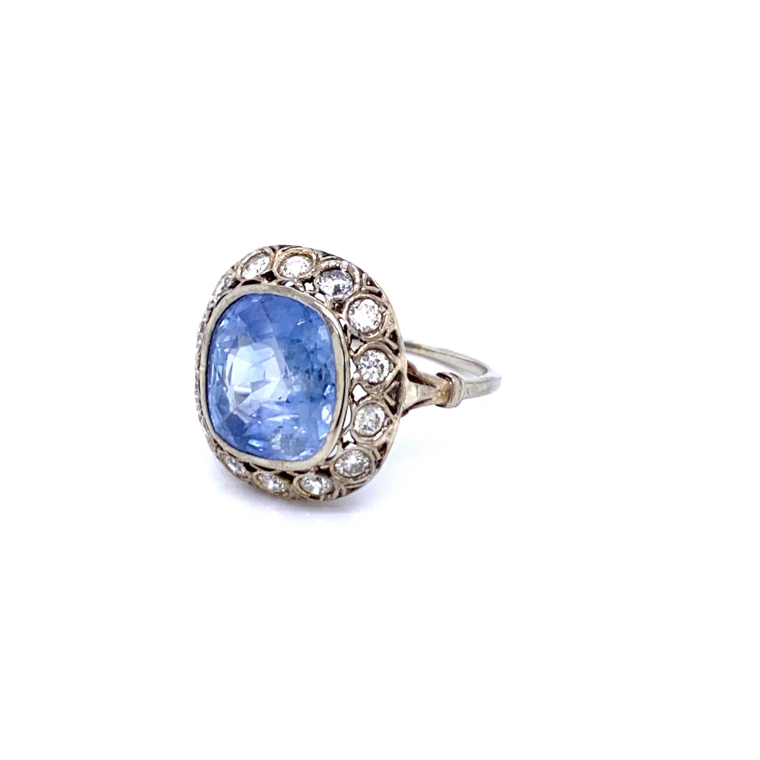 Victorian Sapphire Diamond Engagement Ring In Excellent Condition In Napoli, Italy