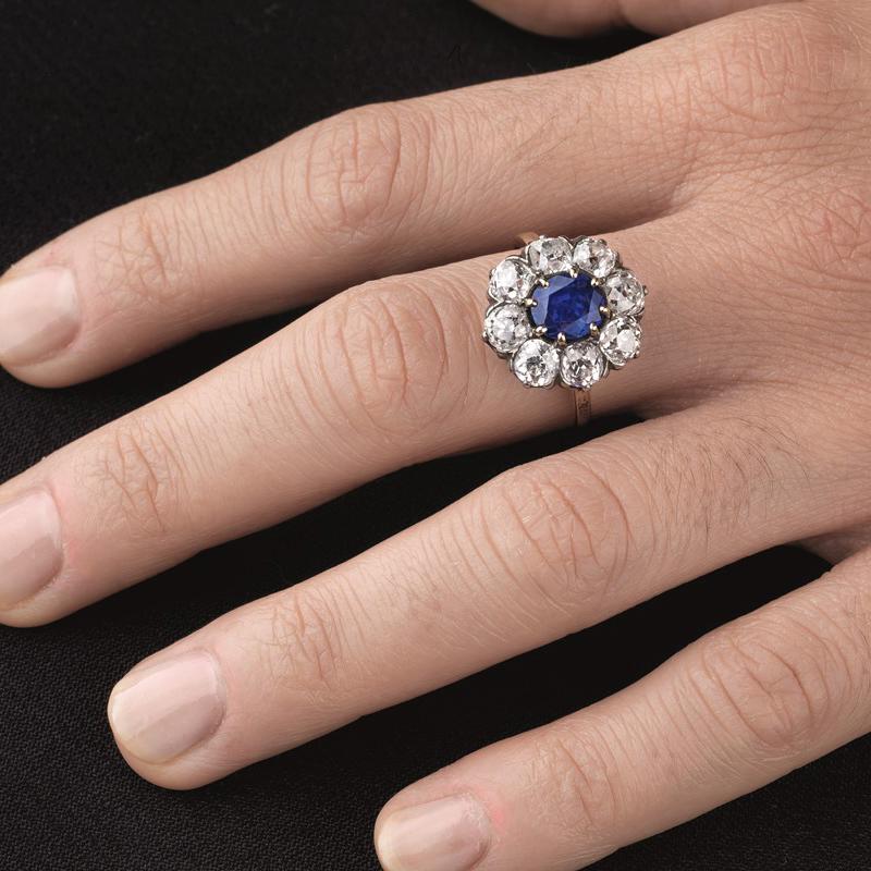 Women's Victorian Sapphire 'No Heat' and Diamond Cluster Ring, 1880s