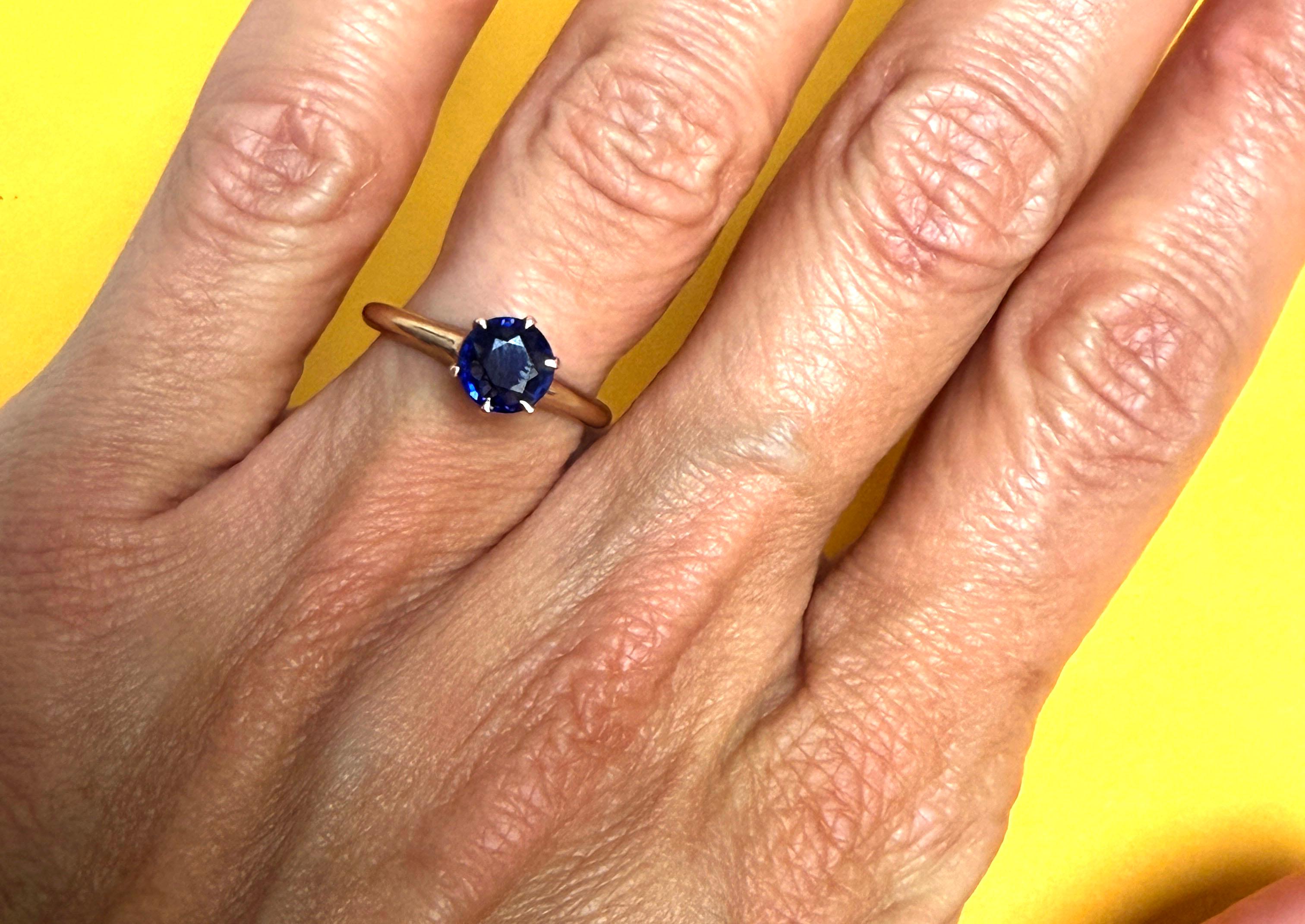 De las mujeres Victorian Sapphire Ring 1ct Round Solitaire Original 1890's Yellow Gold Otsby Ba en venta
