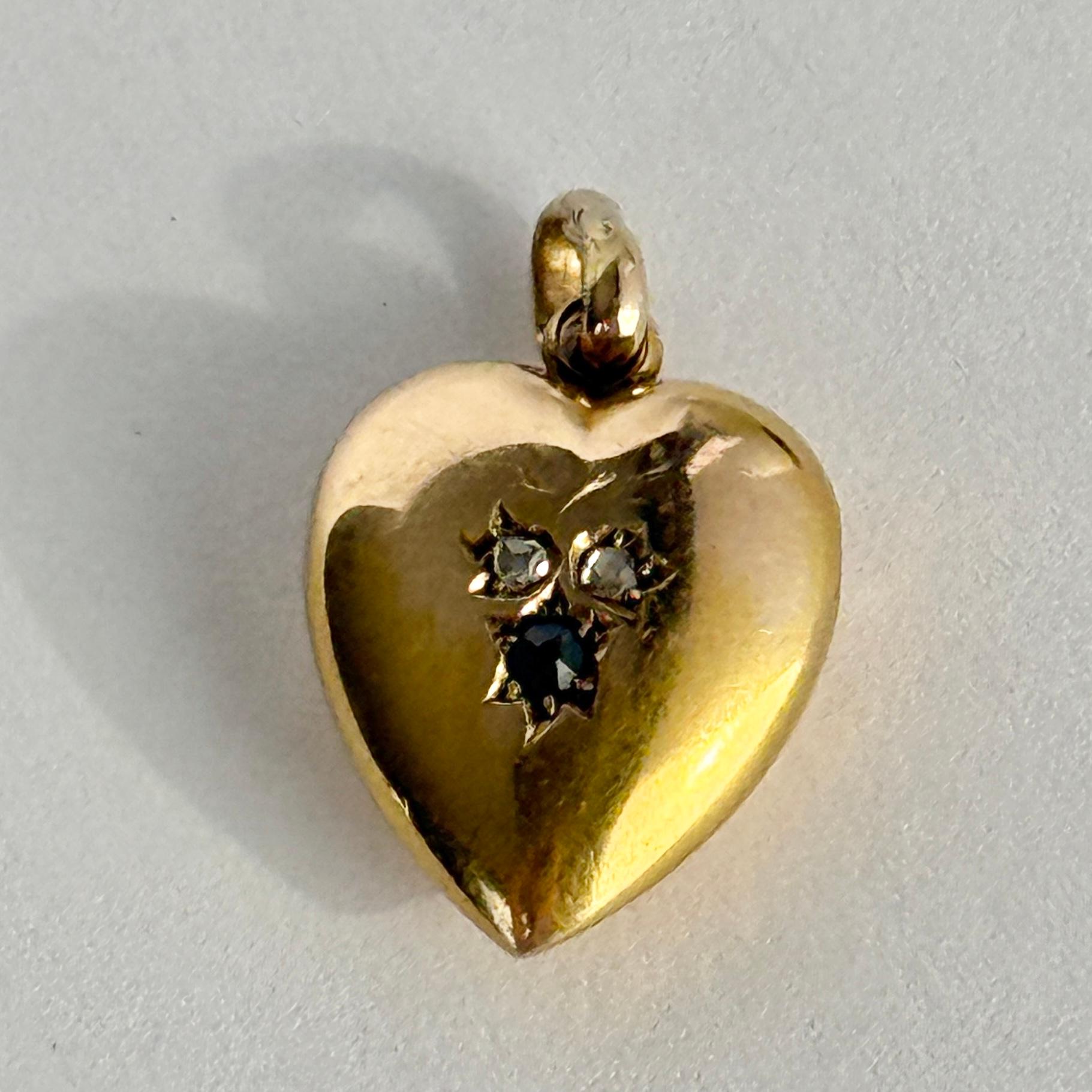 Victorian Sapphire, Rose Cut Diamond and 15 Carat Gold Pendant Necklace Bon état - En vente à Chipping Campden, GB