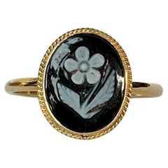 Antique Victorian Sardonyx and 9 Carat Gold Forget Me Not Ring