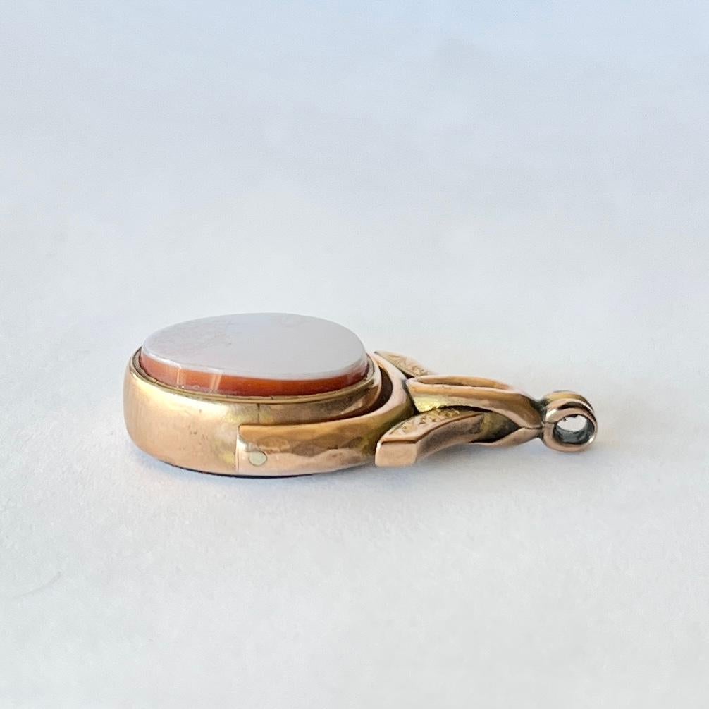 Victorian Sardonyx and Bloodstone 9 Carat Swivel Fob In Good Condition In Chipping Campden, GB