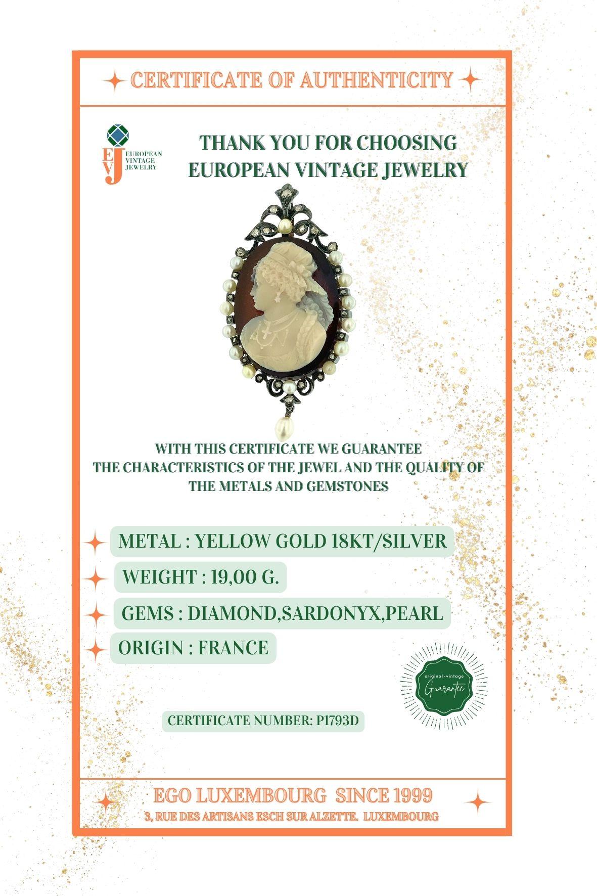 Cammeo vittoriano in sardonica del 1880 Perle e diamanti su oro e argento in vendita 5