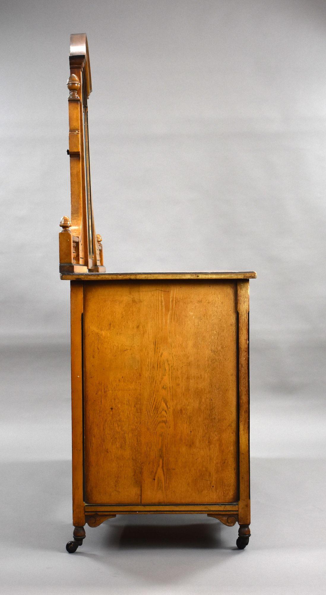 English Victorian Satin Walnut Dressing Table For Sale