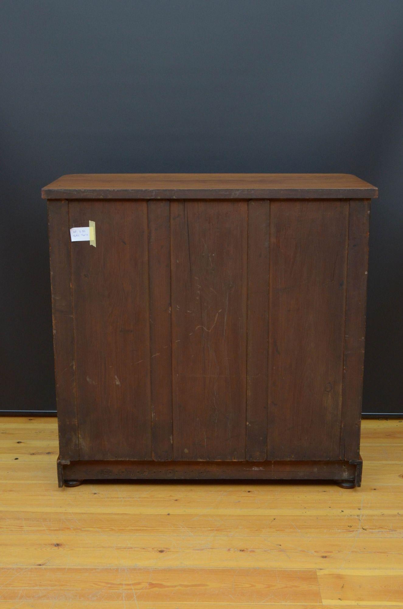 Victorian Satinwood Chest of Drawers For Sale 8
