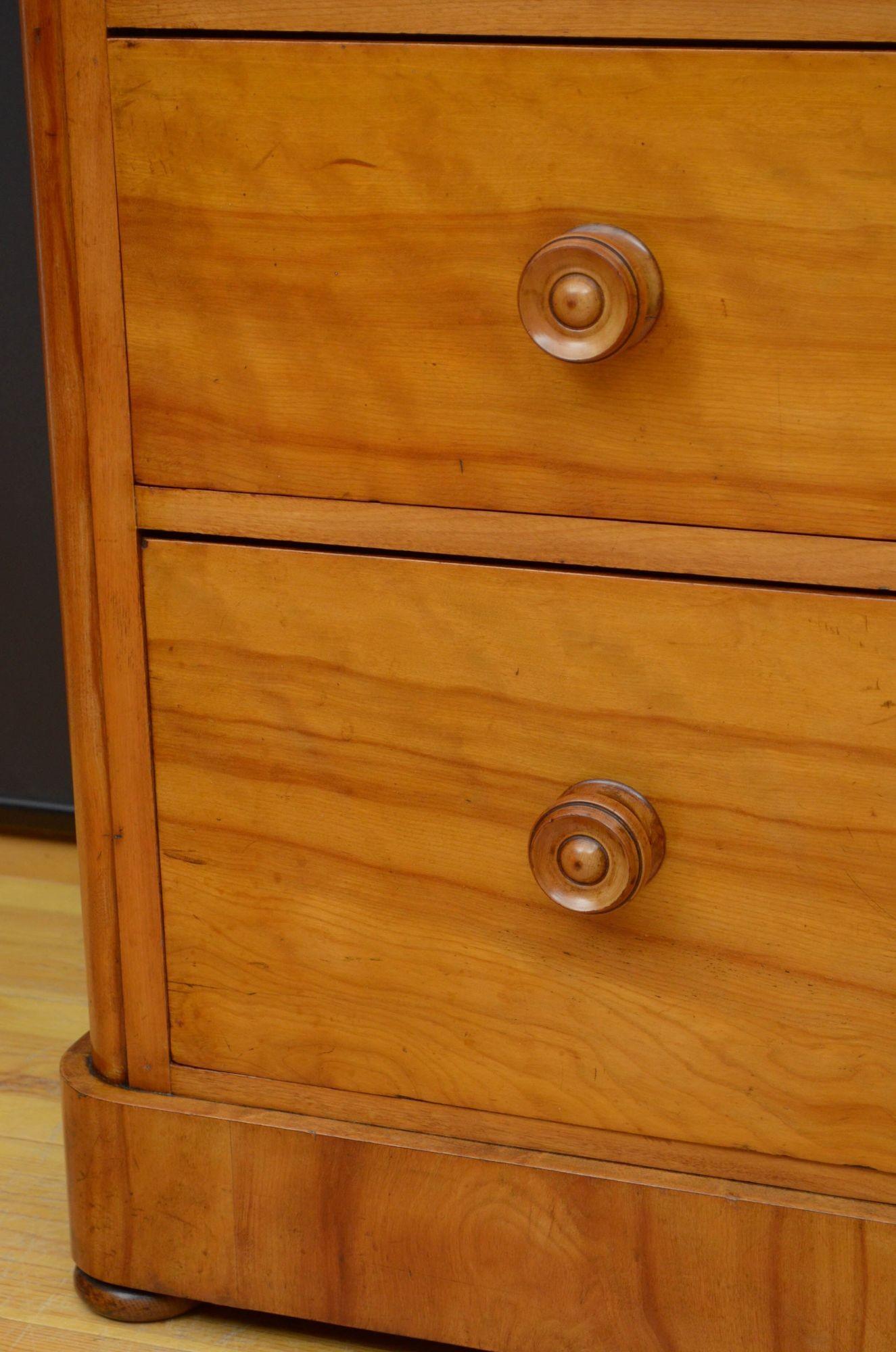 Victorian Satinwood Chest of Drawers For Sale 2