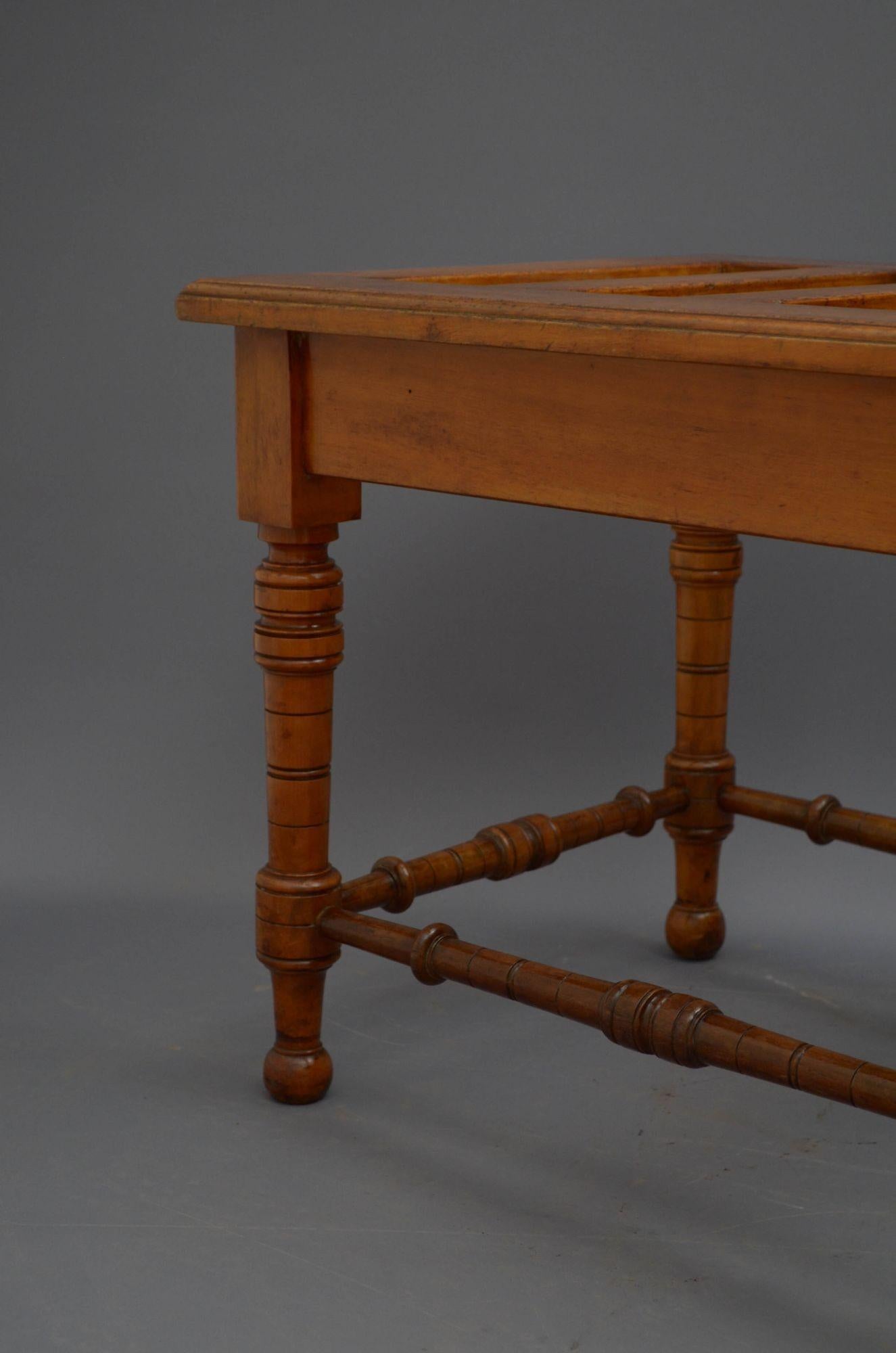 English Victorian Satinwood Luggage Rack / Hall Bench For Sale