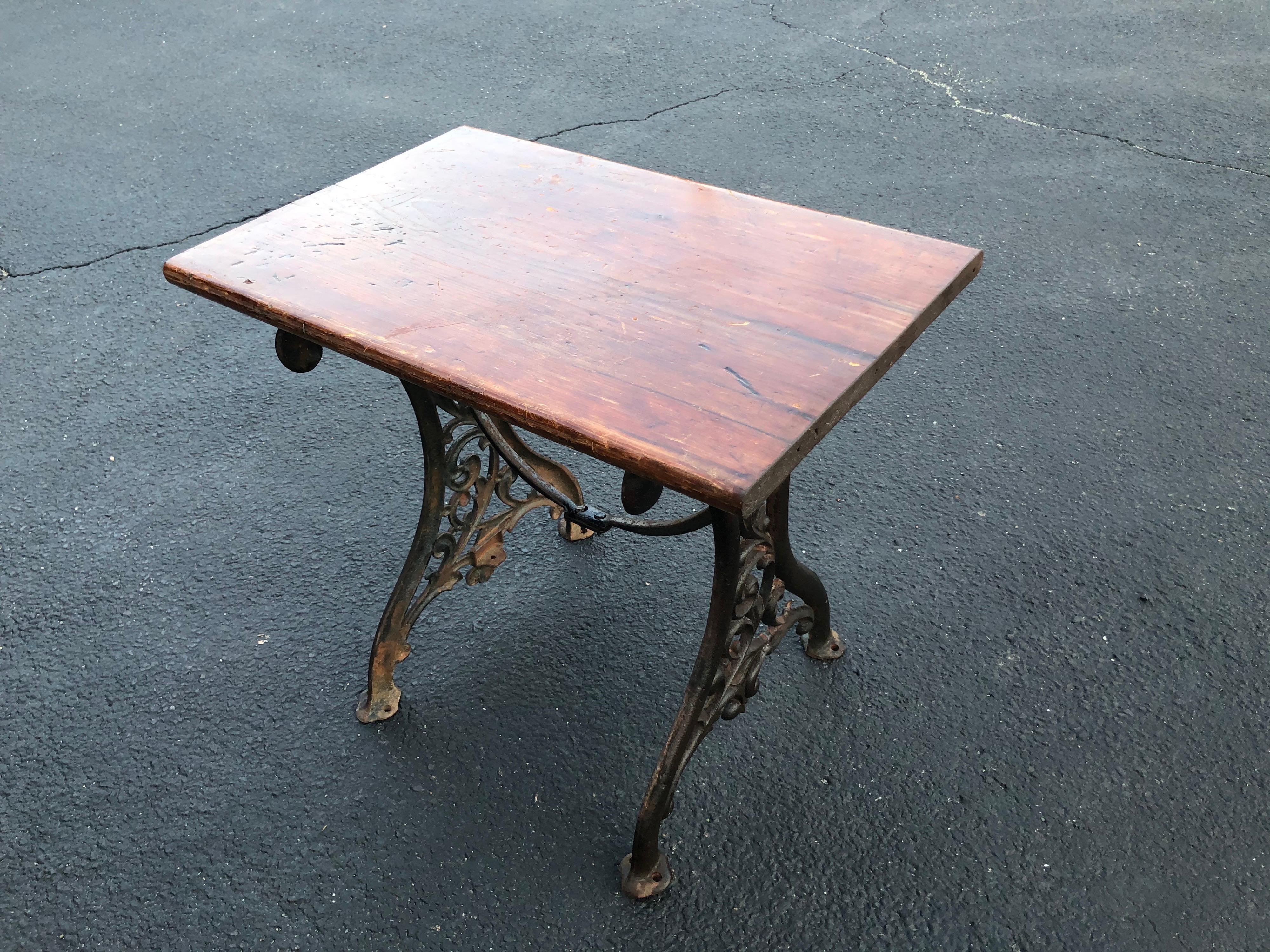 Victorian School Desk or Sewing Table In Good Condition In Redding, CT