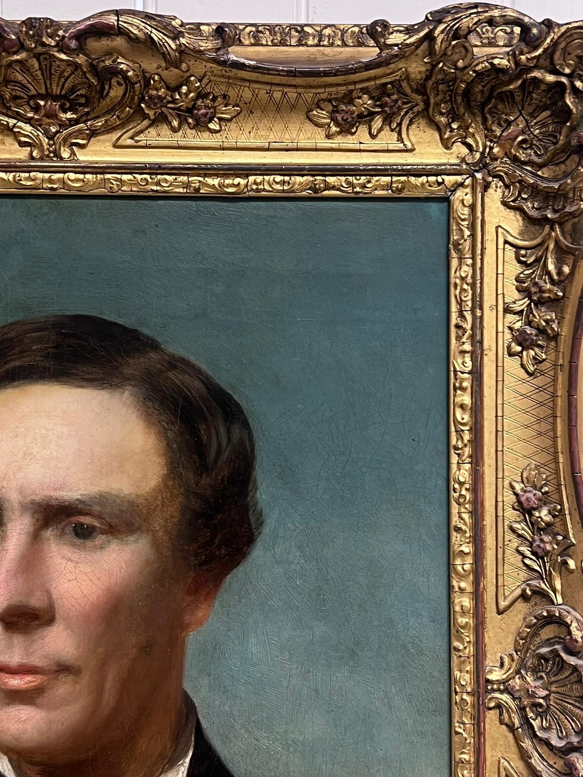Ritratto di I. Johns
Scuola inglese, XIX secolo
olio su tela, incorniciato
storia del dipinto allegata con lettere e foto. 
incorniciato: 26,5 x 23,5 pollici
tela: 20 x 16 pollici
provenienza: collezione privata, Inghilterra
condizioni: ottime e