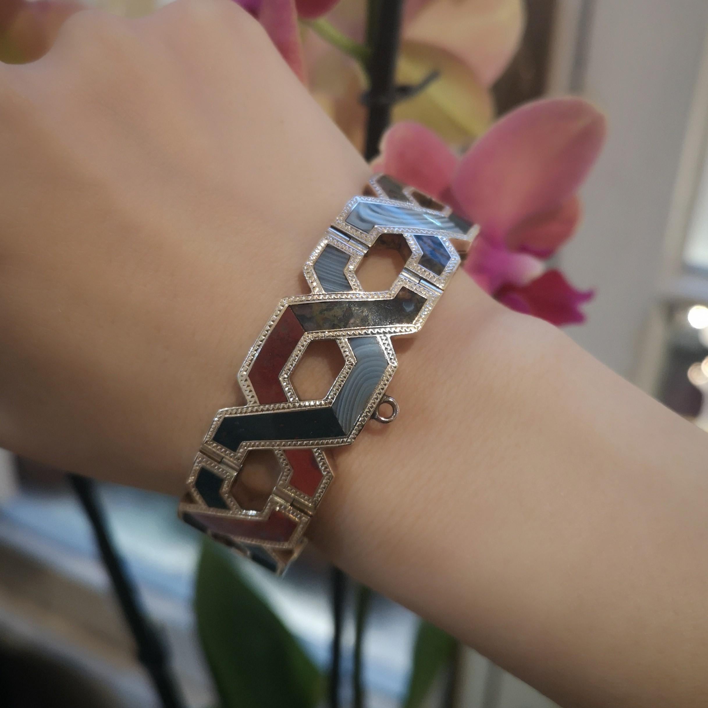 Women's Victorian Scottish Agate Bracelet, circa 1875