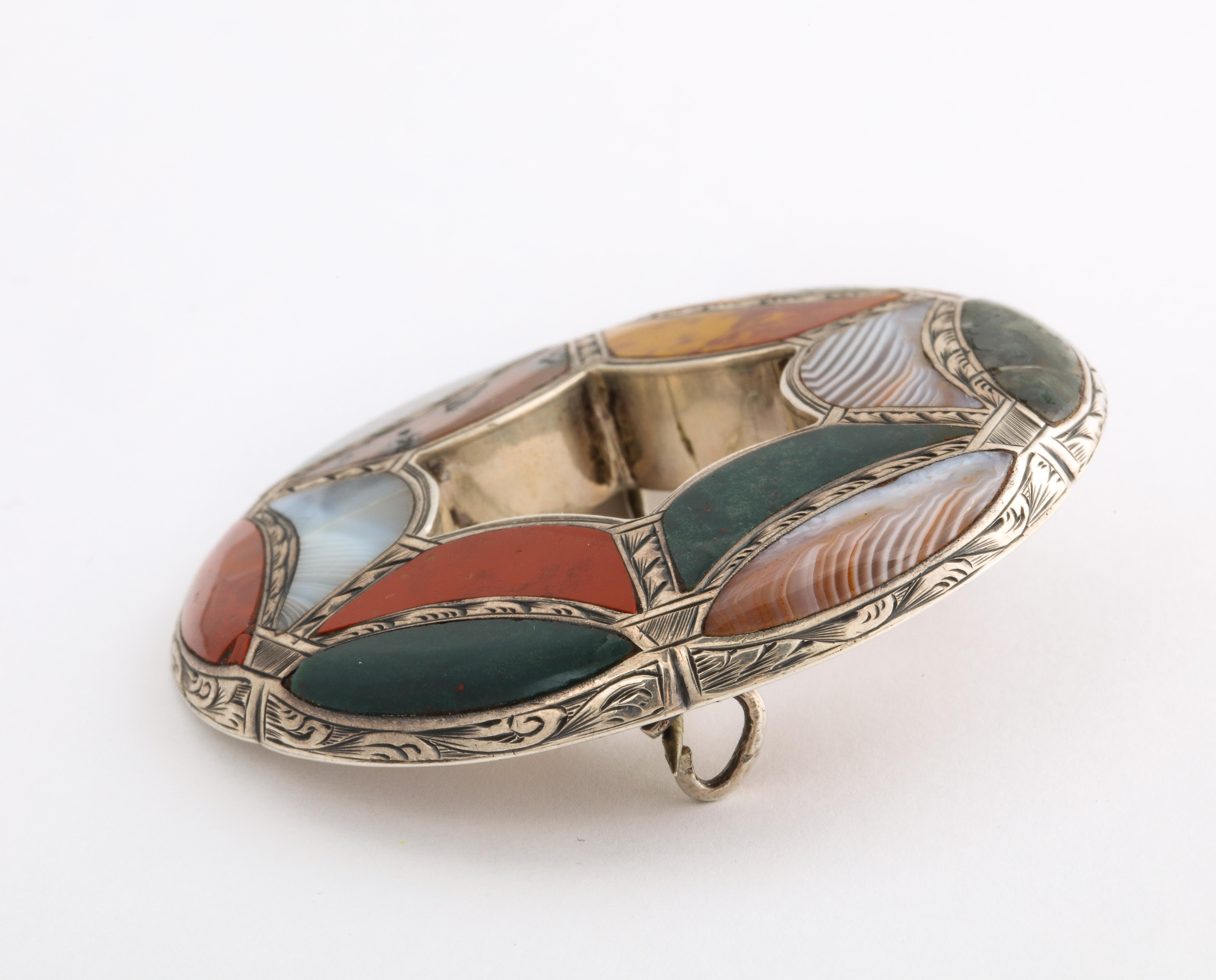 Victorian Scottish Agate Patchwork Brooch In Excellent Condition In Stamford, CT
