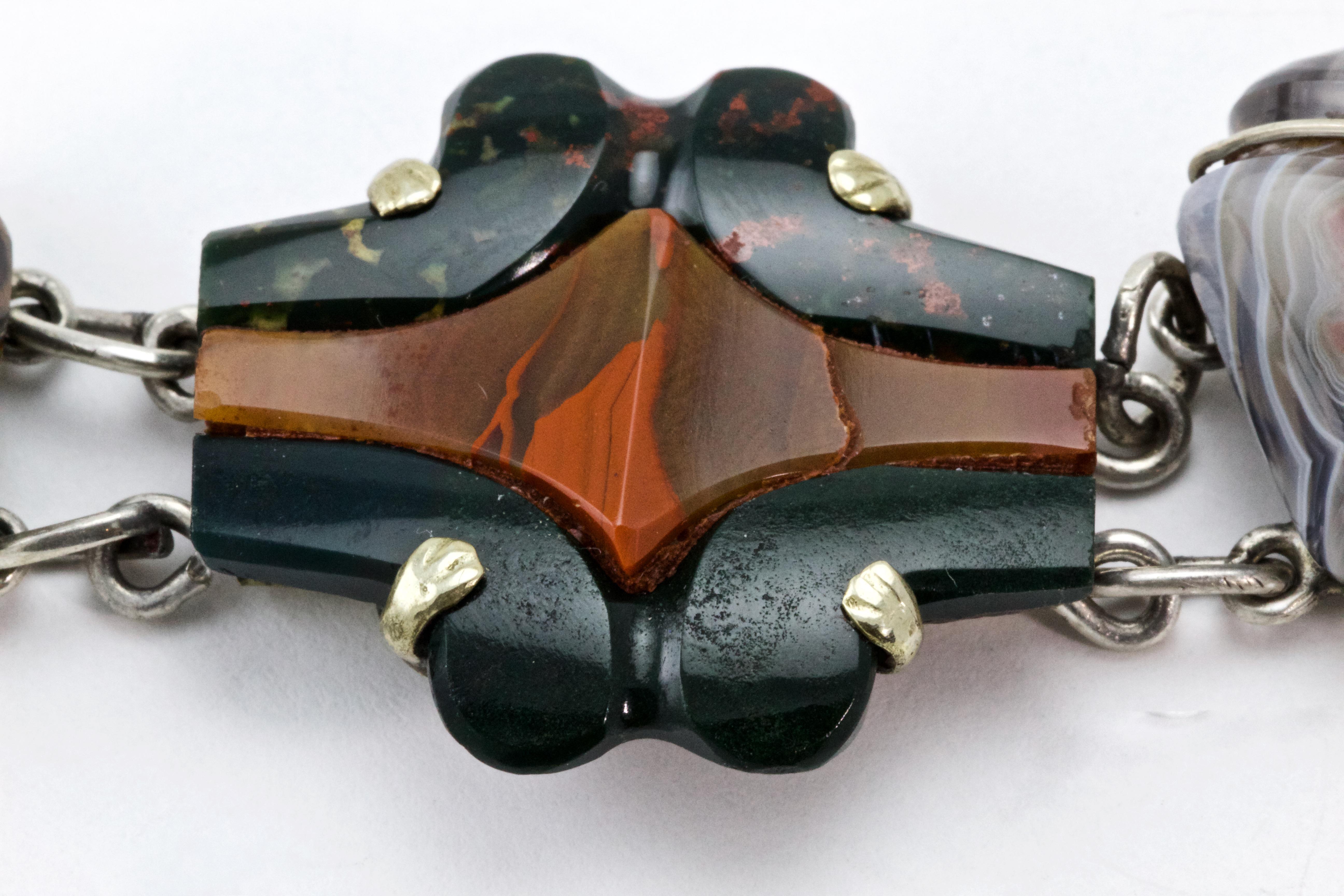 Bracciale vittoriano in argento con agata scozzese, circa 1880 In condizioni ottime in vendita a Chipping Campden, GB