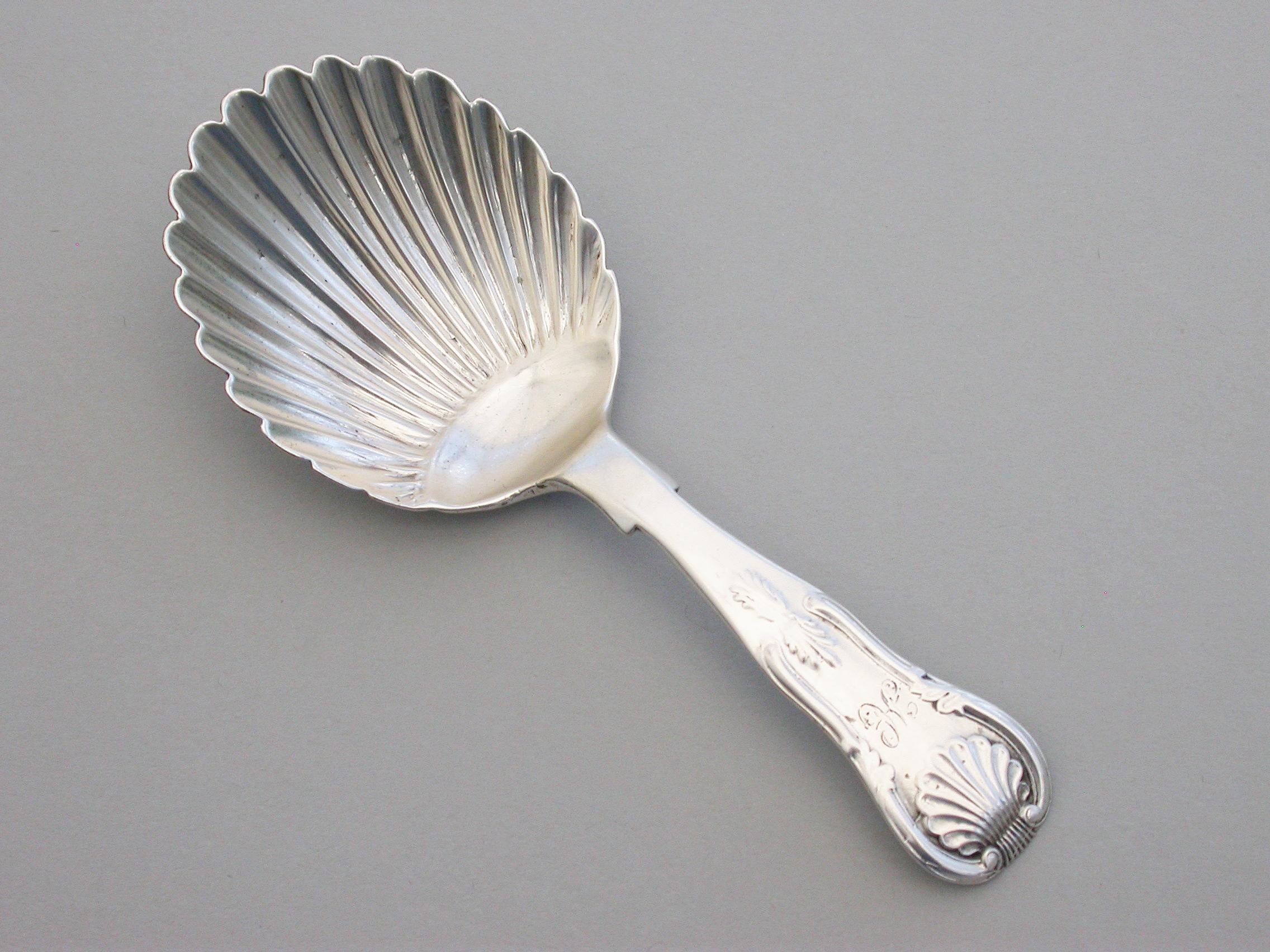 Victorian Scottish Antique Silver Caddy Spoon, by J & W Marshall Edinburgh, 1852 In Good Condition For Sale In Sittingbourne, Kent