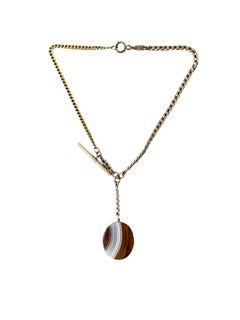 Collier de conversion à partir d'une chaîne de montre à barre en T en agate striée écossaise de l'époque victorienne, vers 1880