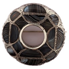 Victorian Scottish Montrose Agate Brooch c. 1860-80