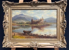 Paisaje del siglo XIX en un lago de las Highlands Castillo de Kilchurn en Loch Awe con ganado