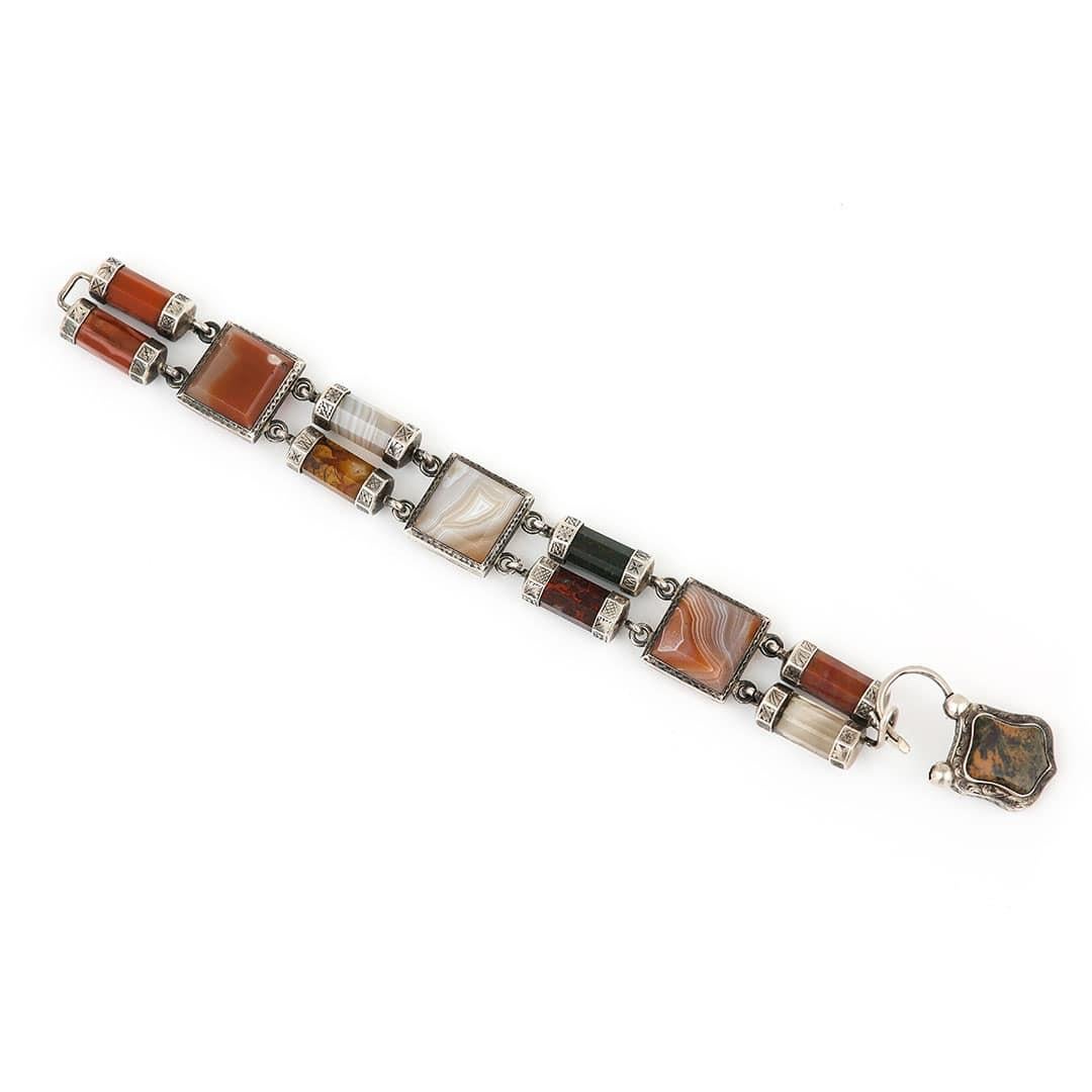 Women's Victorian Scottish Silver and Banded Agate Padlock Bracelet, Circa 1870