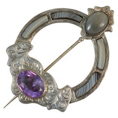 Victorian Scottish Silver Grey Agate and Amethyst Brooch