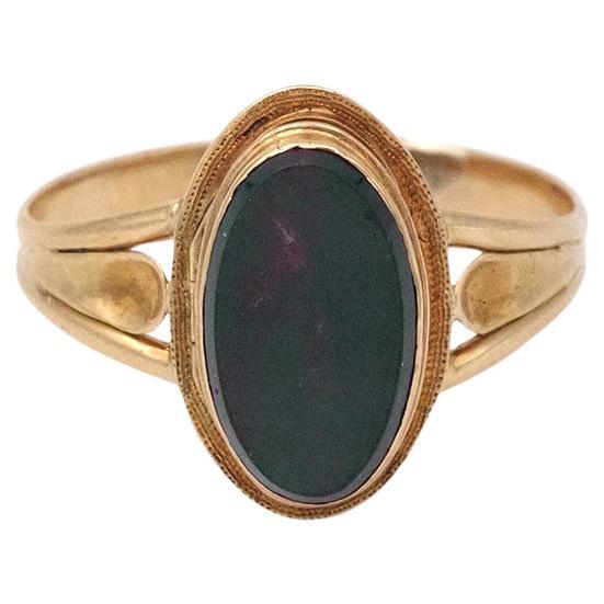 Victorian secret bloodstone locket ring in 18k gold, antique French poison ring