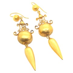 Boucles d'oreilles en goutte victoriennes en or jaune 18 carats avec perles naturelles