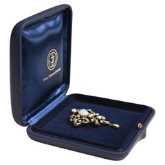 Spilla vittoriana con perle e opali, oro giallo 14 carati, circa 1850