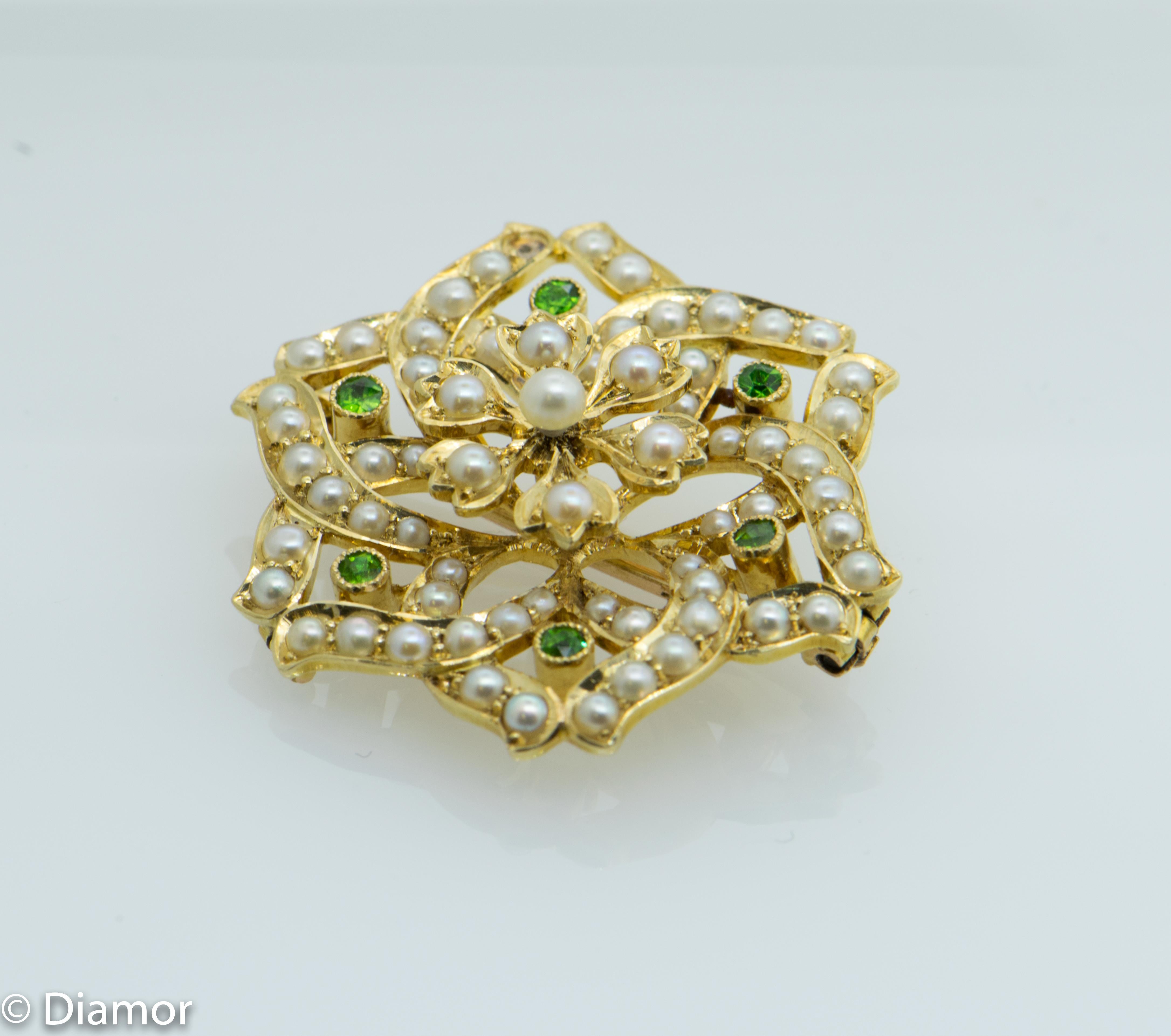 Early Victorian Victorian Seed Pearls and Peridots Gold Brooch For Sale
