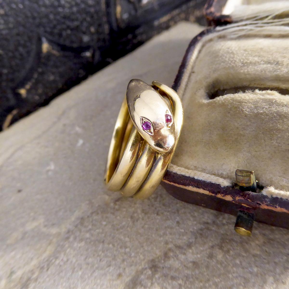 Victorian Serpent Ring Set with Ruby Eyes in 18 Carat Yellow Gold In Good Condition In Yorkshire, West Yorkshire