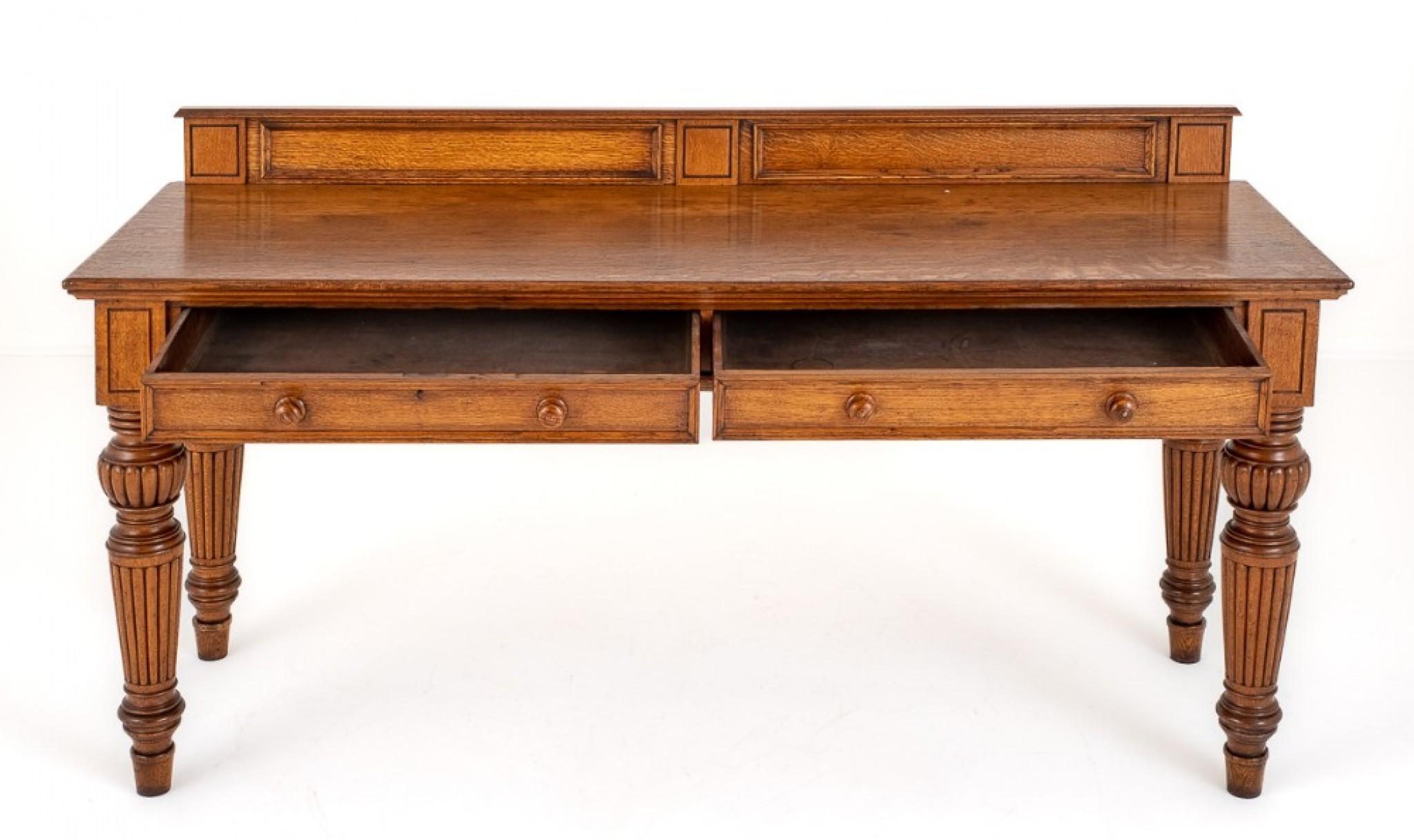 Victorian Serving Table Antique Oak Desk, 1860 In Good Condition For Sale In Potters Bar, GB