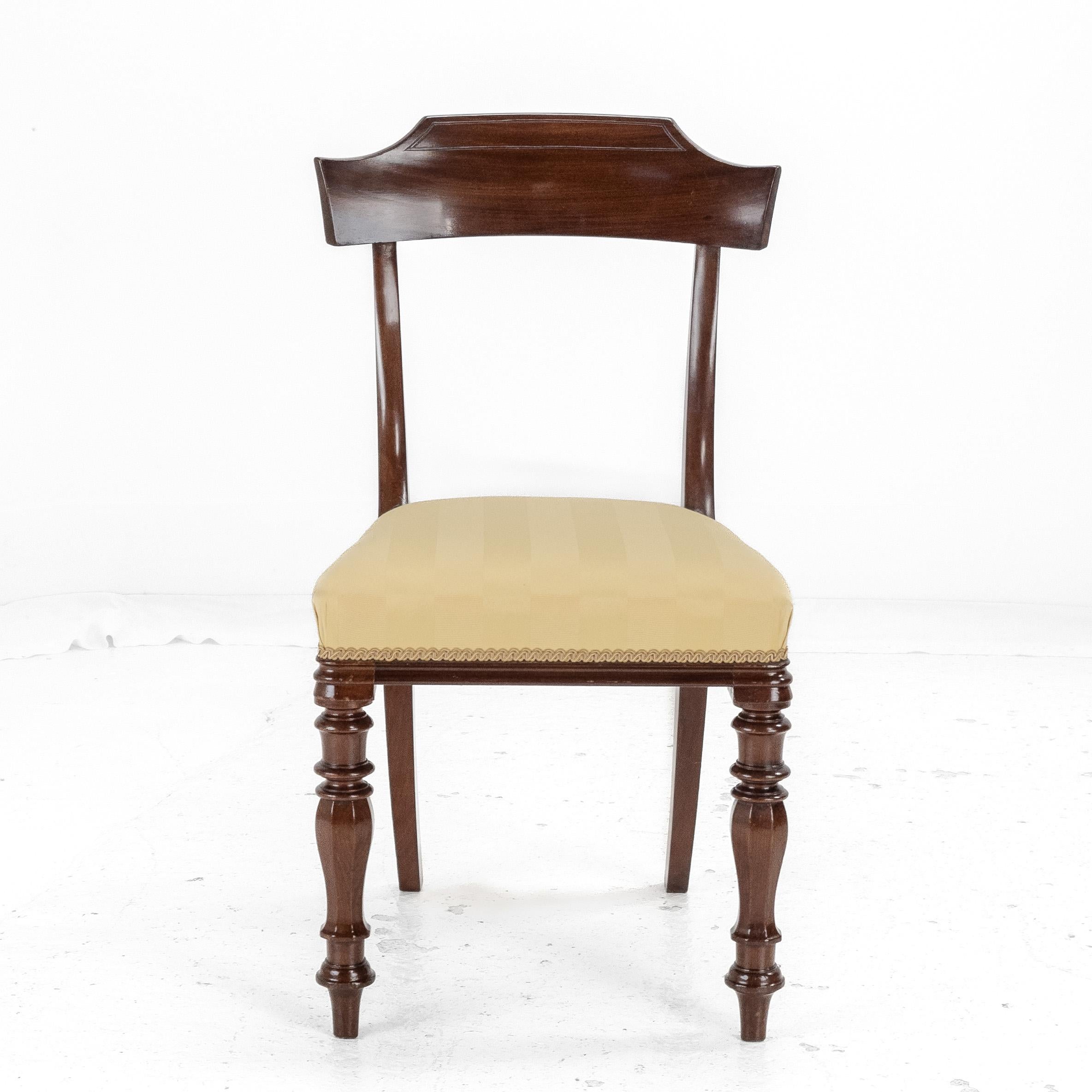 Victorian Set of 6 Mahogany Bar Back Upholstered Dining Chairs c.1870 c.19th For Sale 5