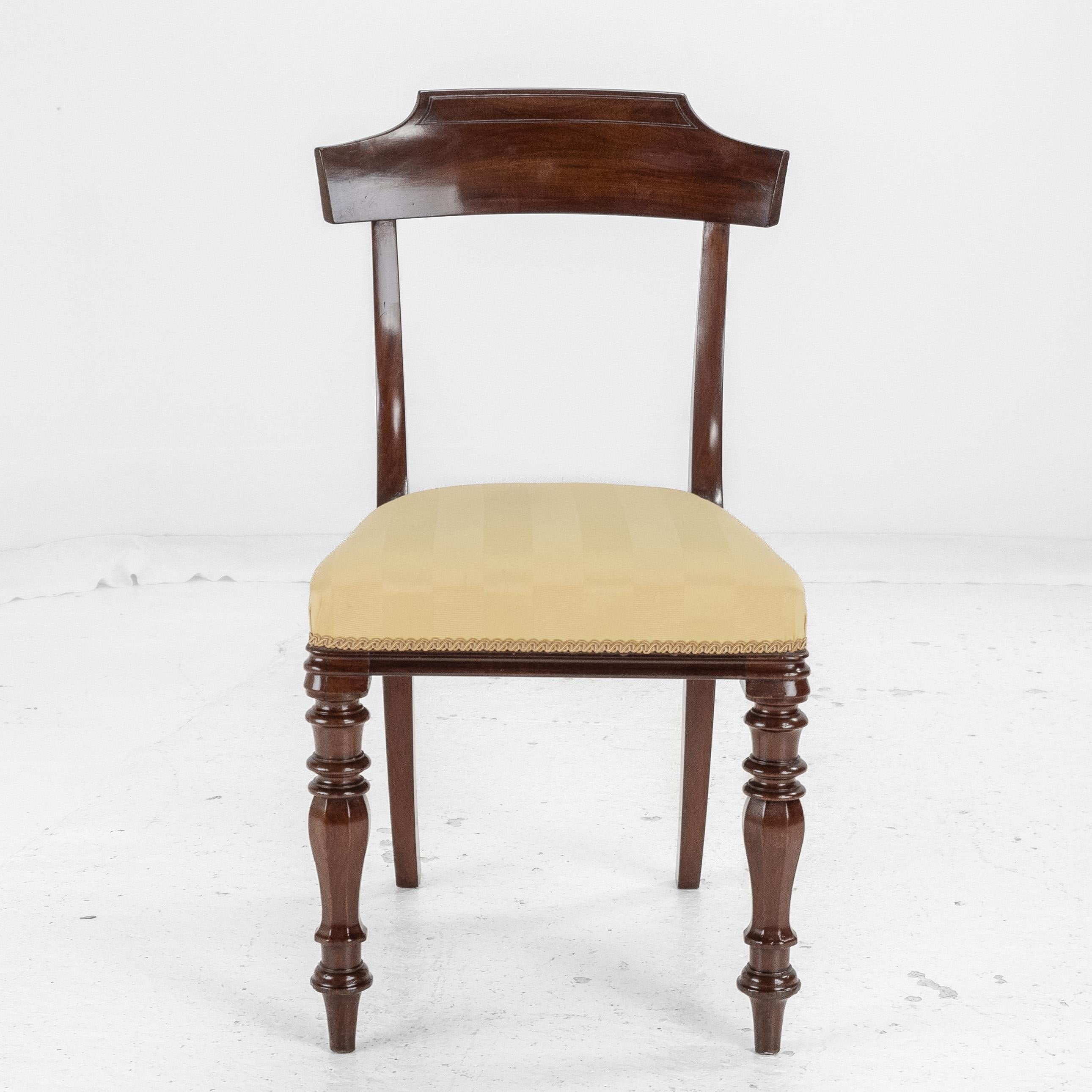 Victorian Set of 6 Mahogany Bar Back Upholstered Dining Chairs c.1870 c.19th For Sale 13