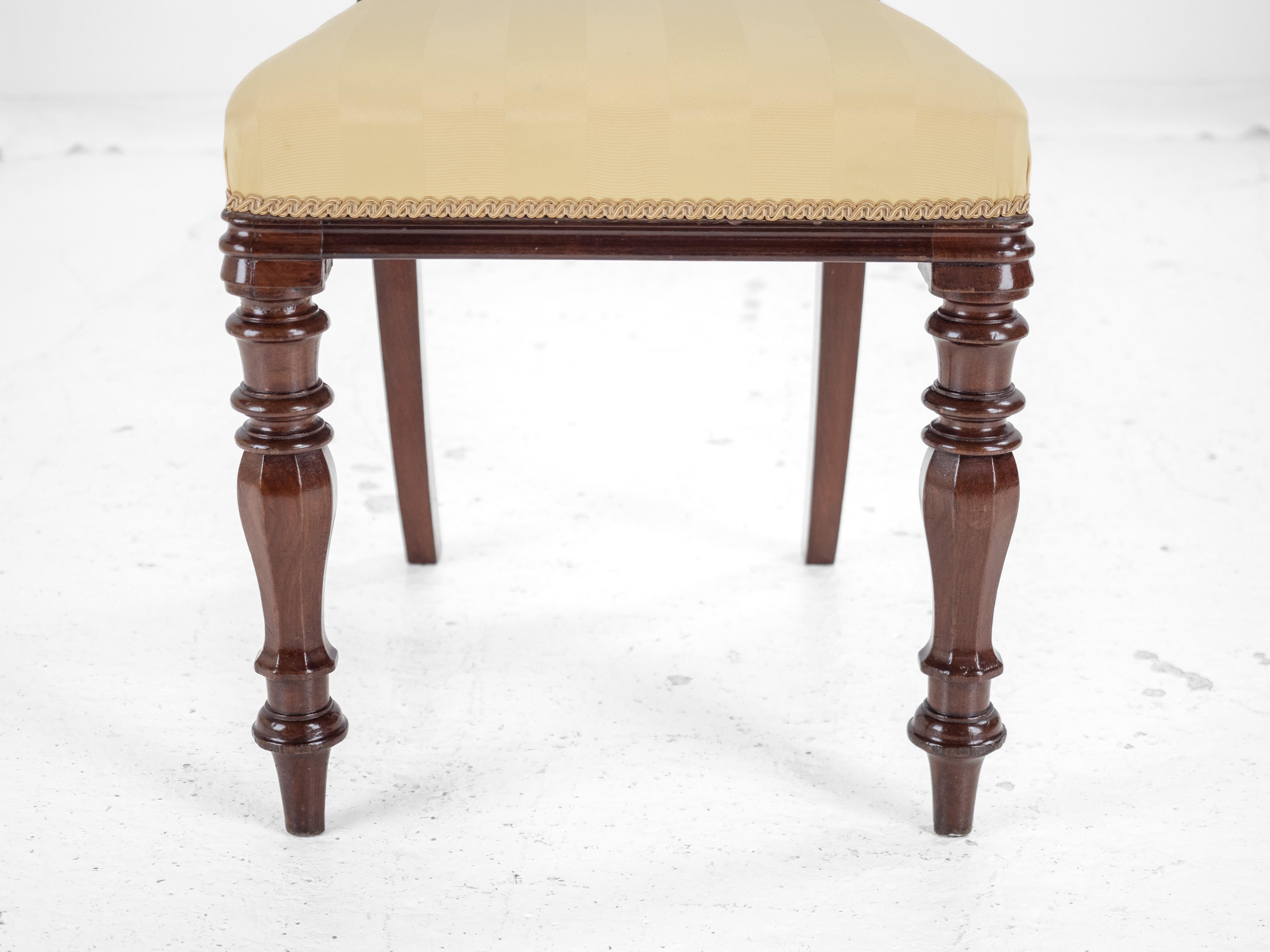 Victorian Set of 6 Mahogany Bar Back Upholstered Dining Chairs c.1870 c.19th For Sale 14