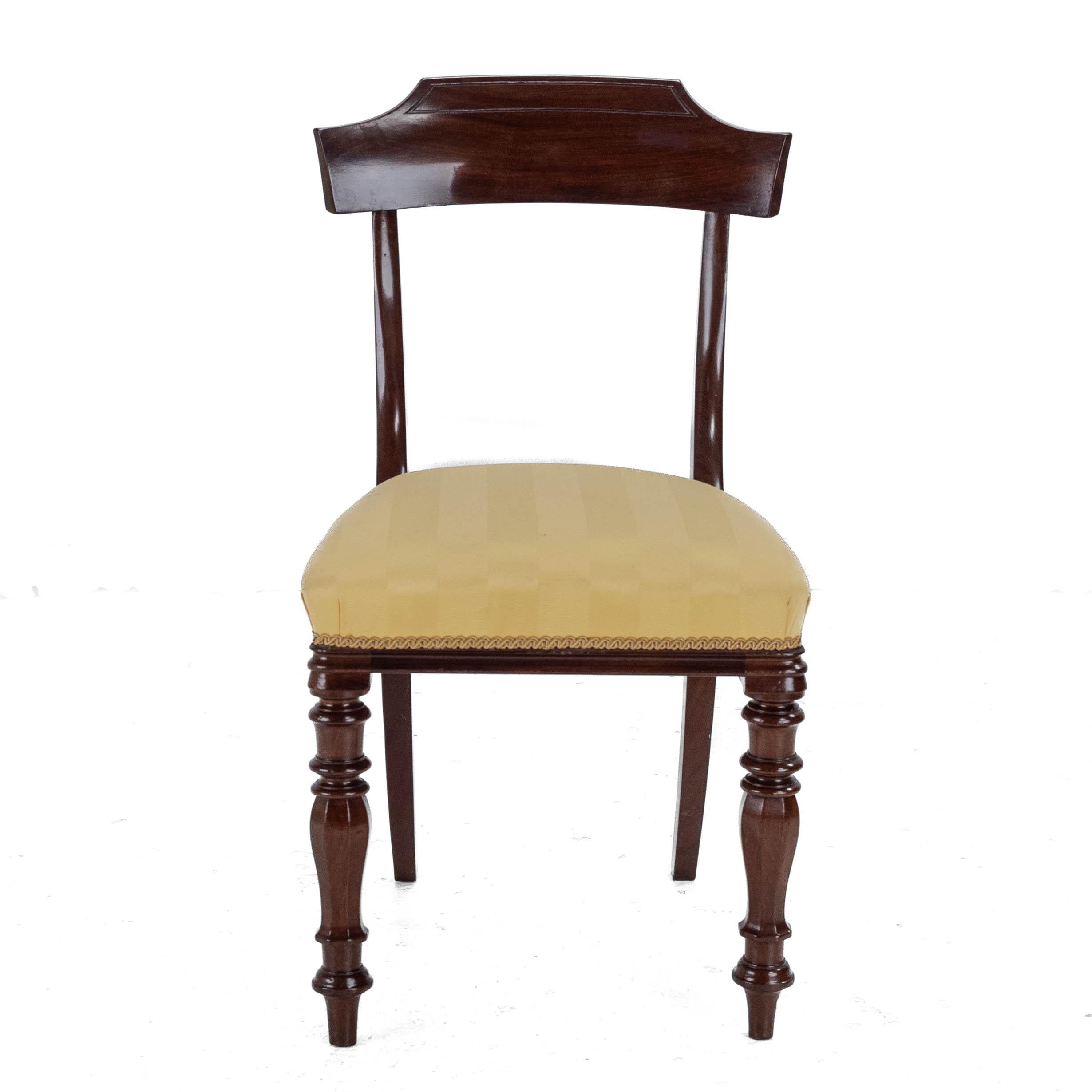 Set vittoriano di 6 sedie da pranzo imbottite con schienale a bar in mogano Circa 1870 in vendita 9