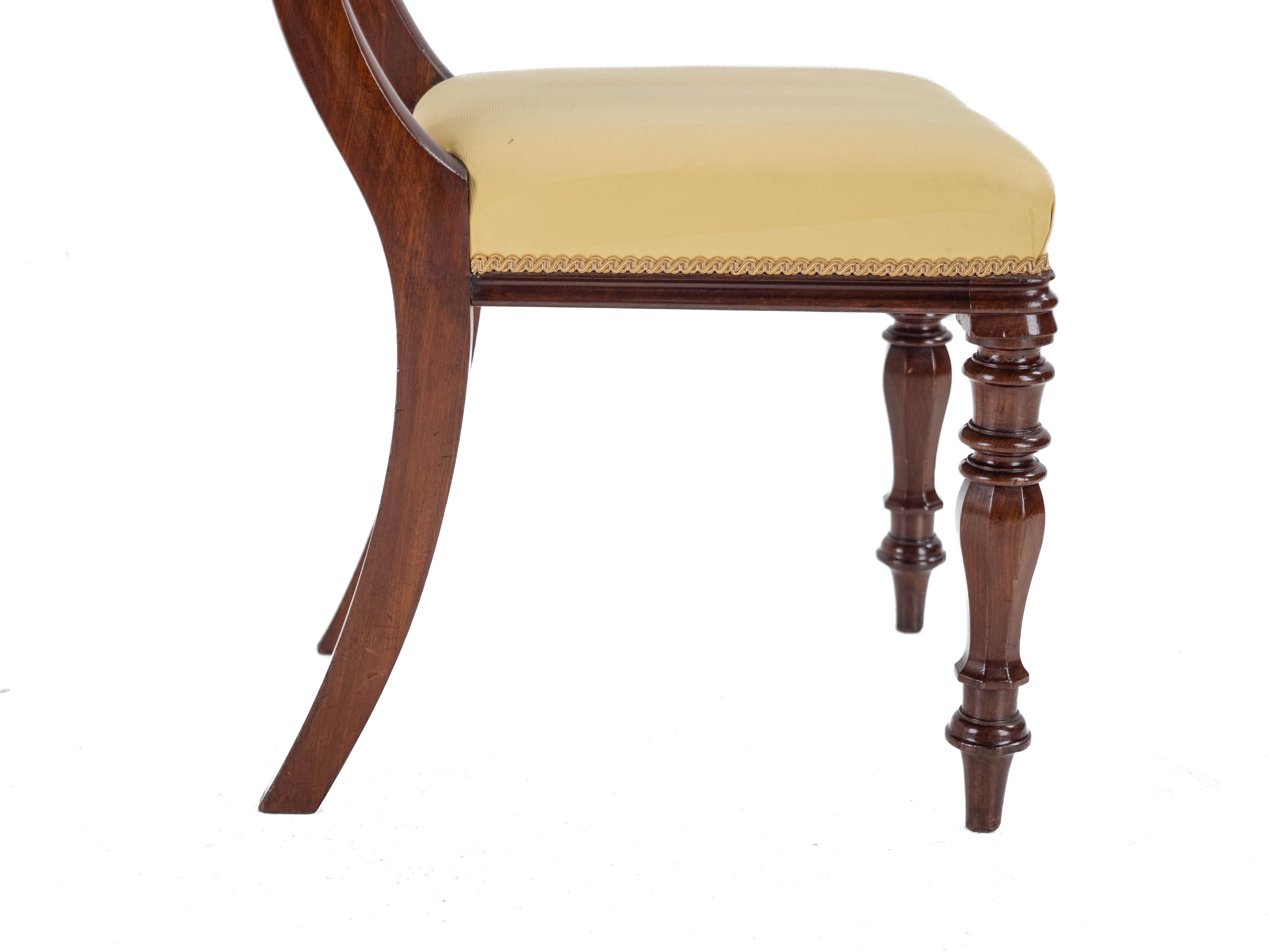 Set vittoriano di 6 sedie da pranzo imbottite con schienale a bar in mogano Circa 1870 in vendita 12