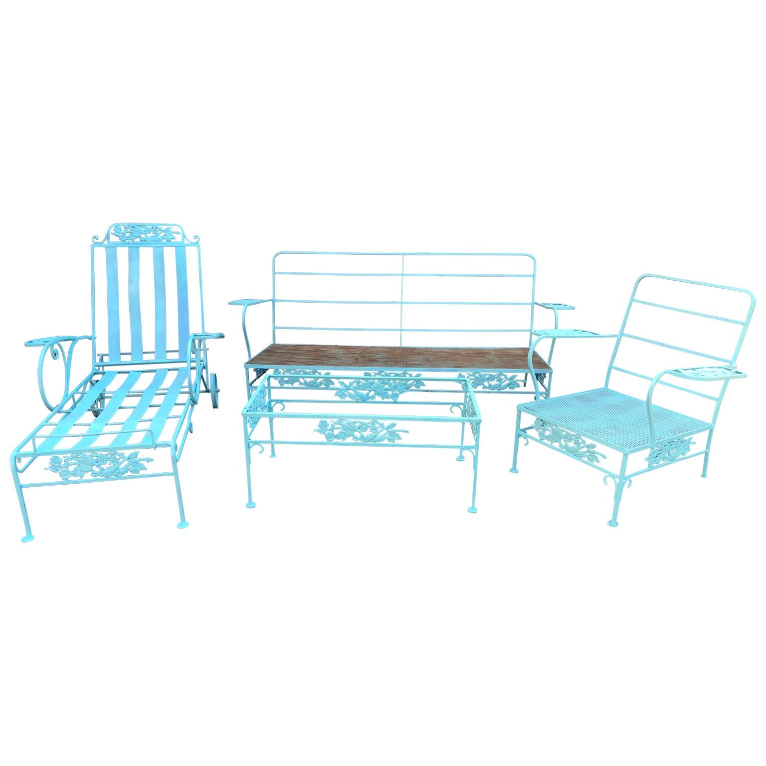 Late Victorian Victorian Set Of Turquoise Painted Iron Garden Table, Sofa, Chaise And Armchair