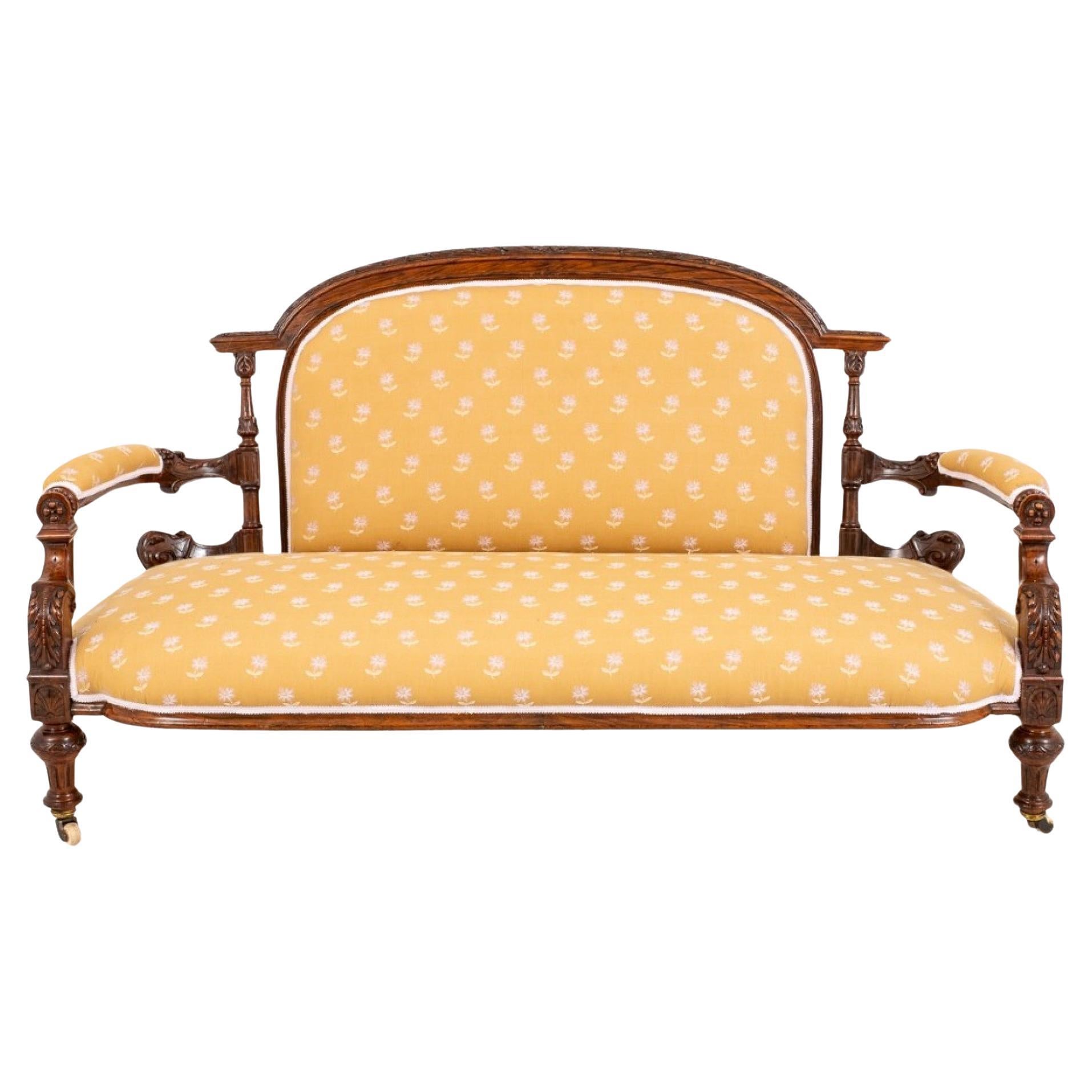 Victorian Settee Couch Walnut Antique, 1860 For Sale