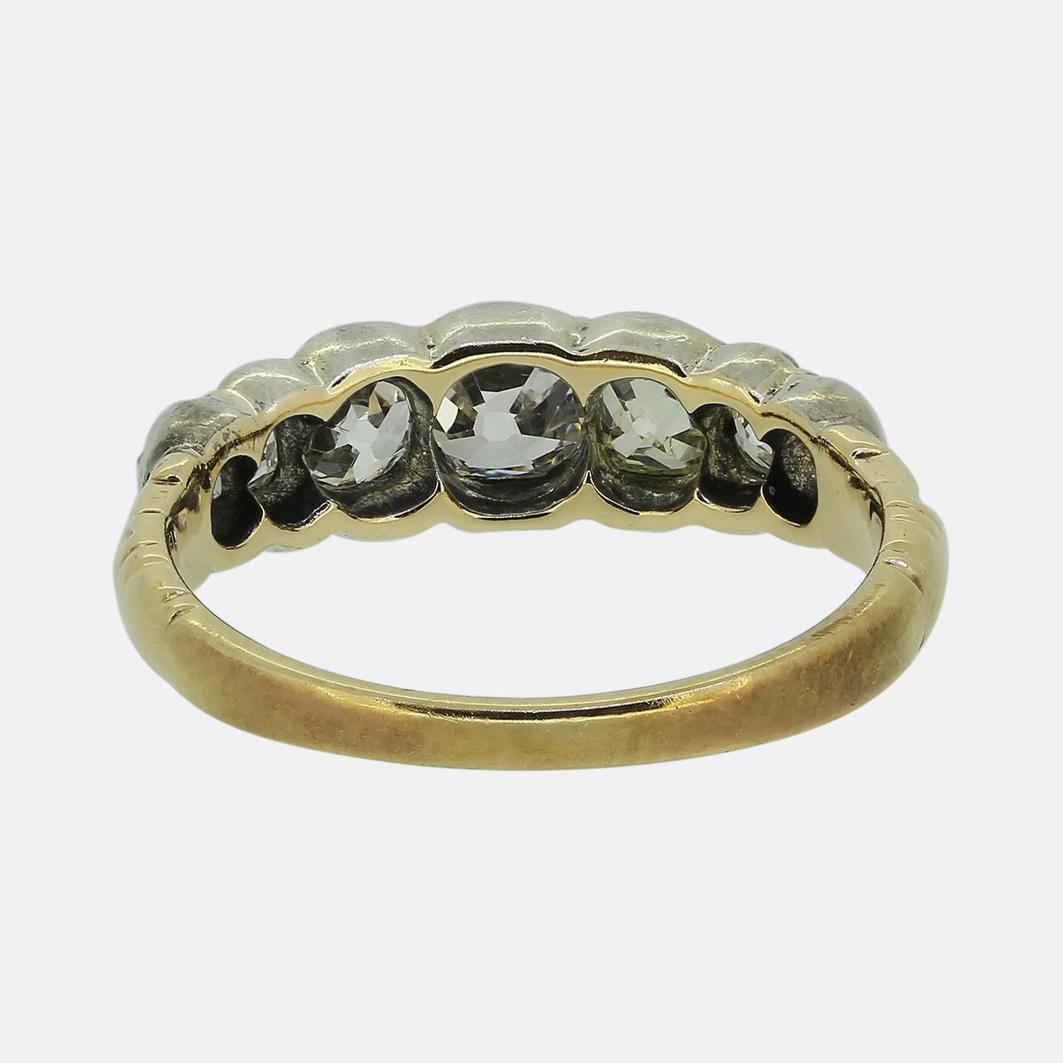 Victorian Seven Stone Diamond Ring In Good Condition For Sale In London, GB