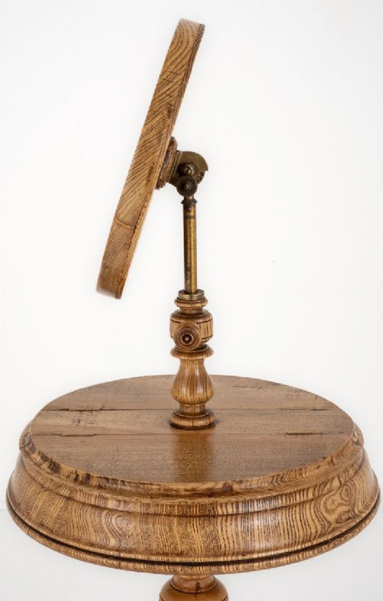 Fine XIX secolo Portabarba vittoriano in frassino, 1890 in vendita
